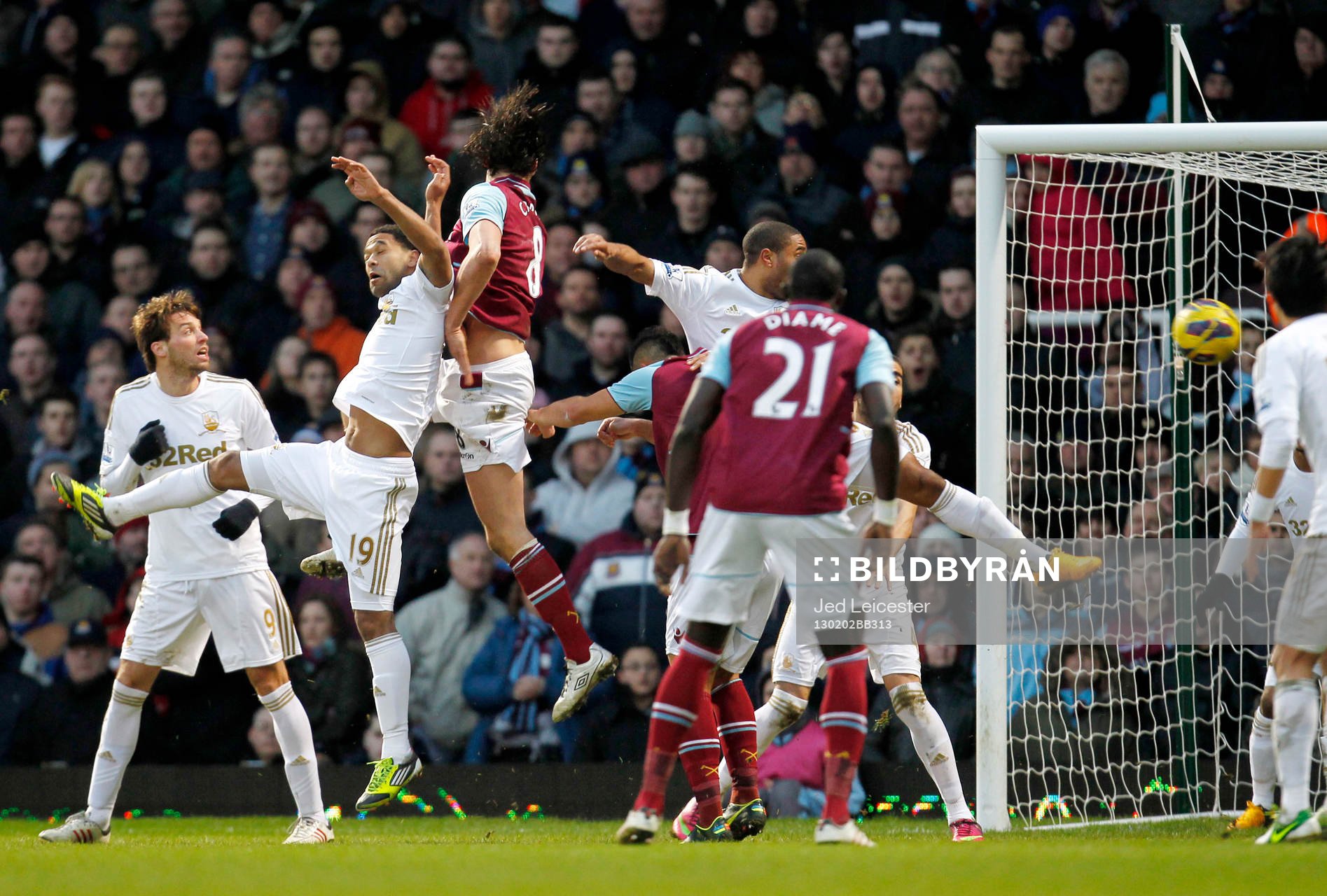 Football - West Ham United v Swansea City - Barclays