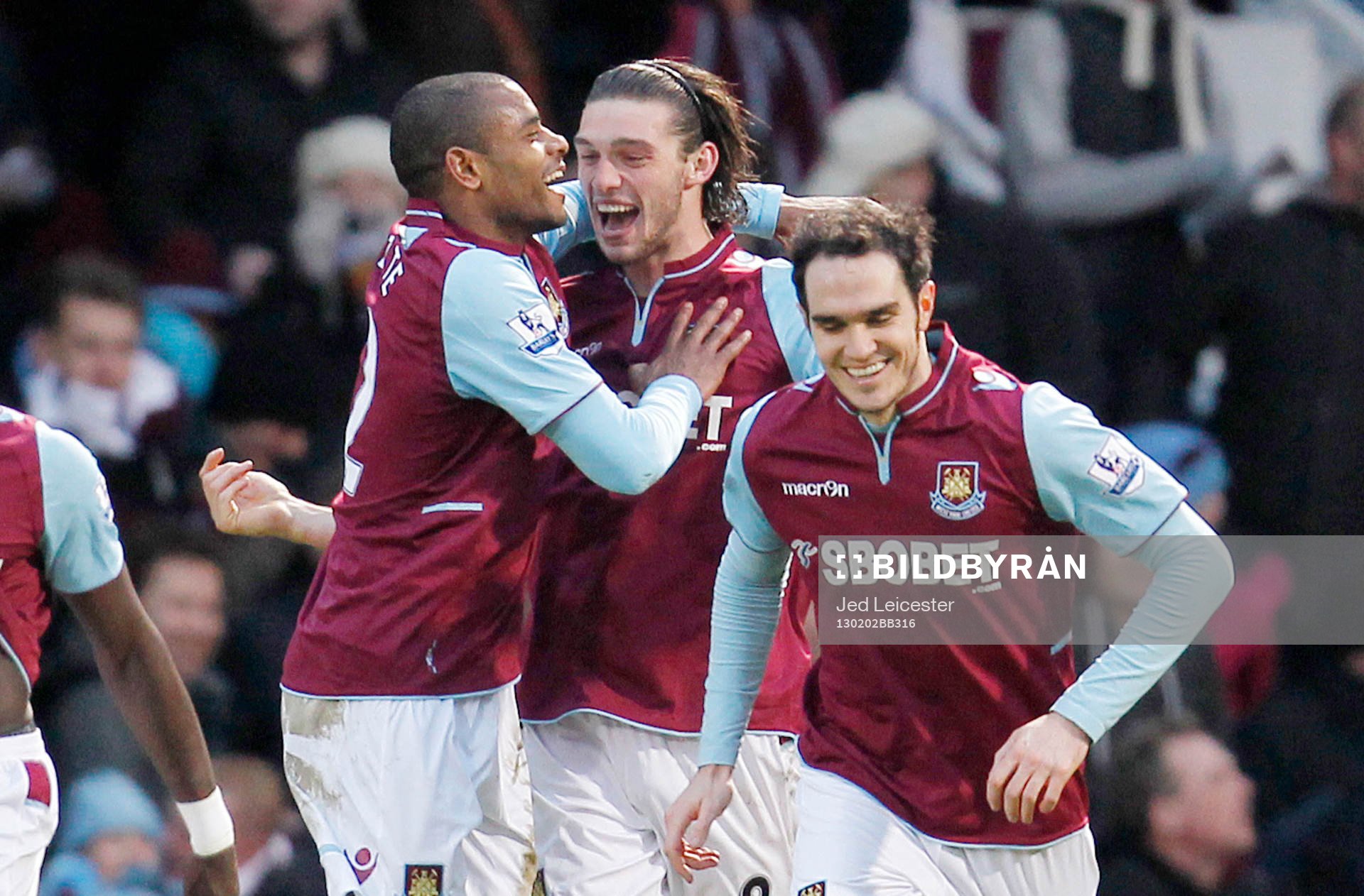 Football - West Ham United v Swansea City - Barclays