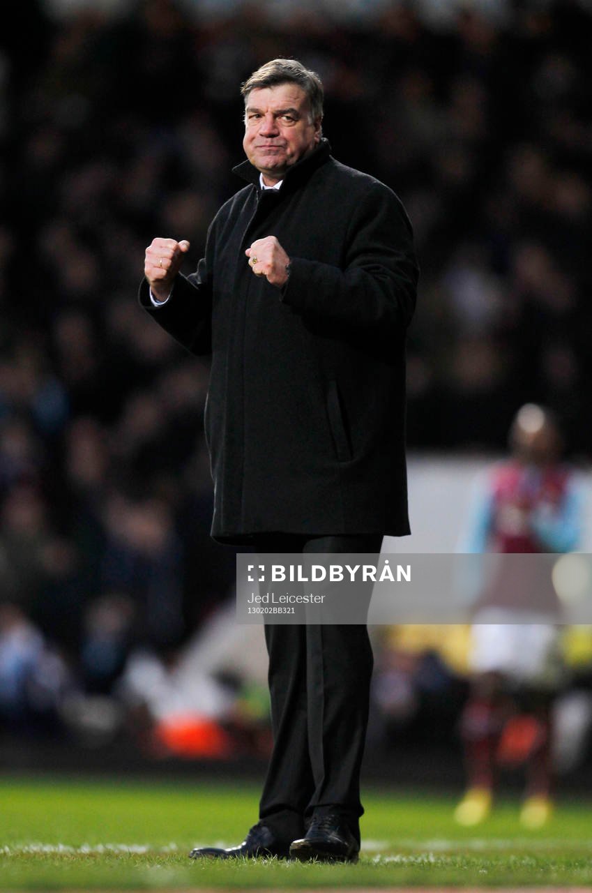 Football - West Ham United v Swansea City - Barclays
