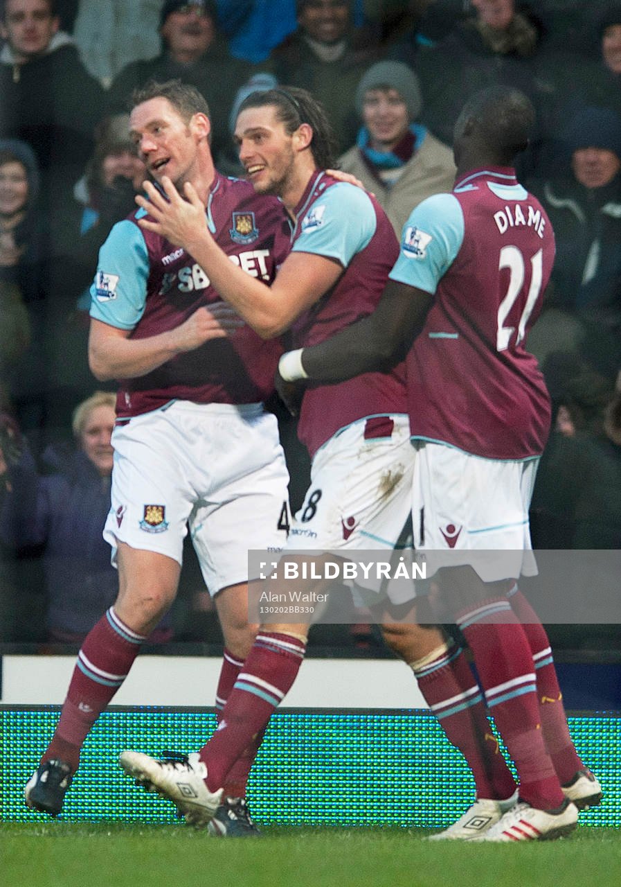 Football - West Ham United v Swansea City - Barclays