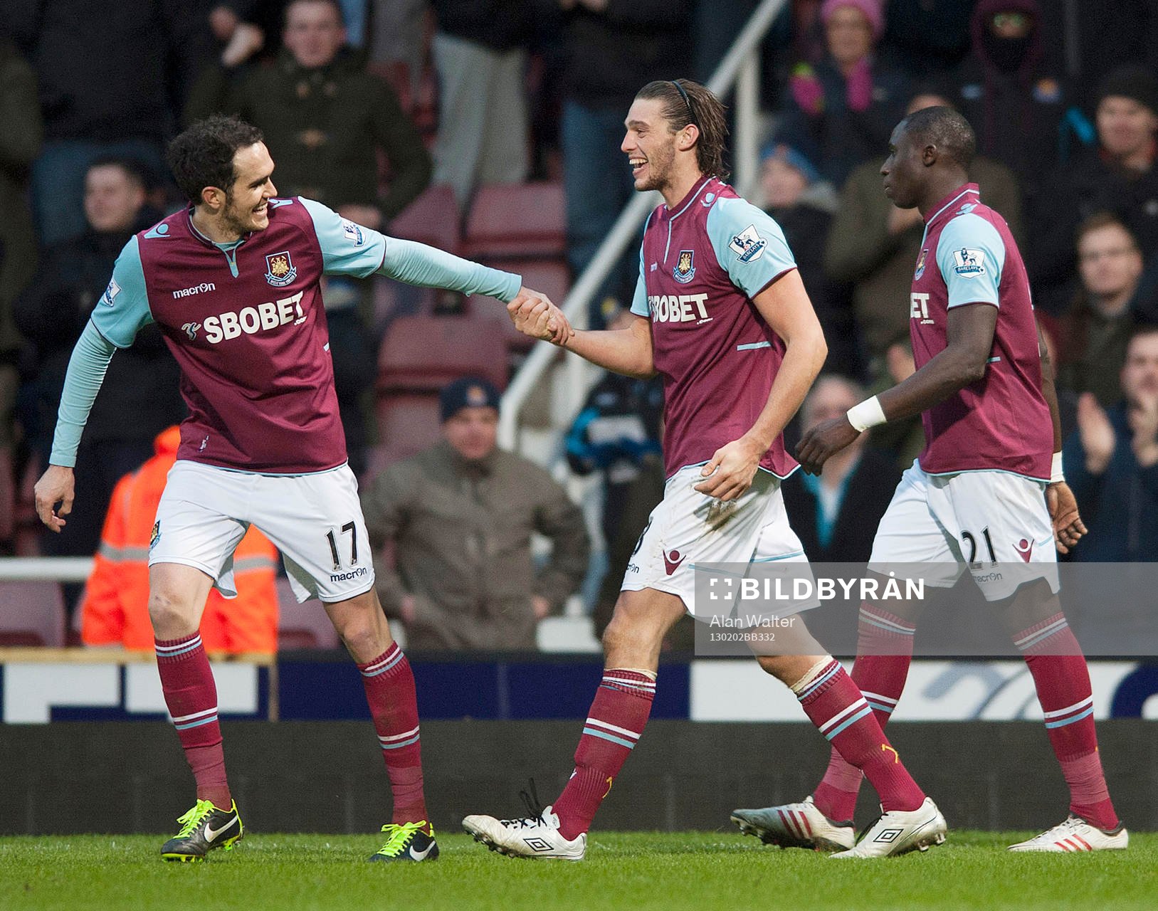 Football - West Ham United v Swansea City - Barclays