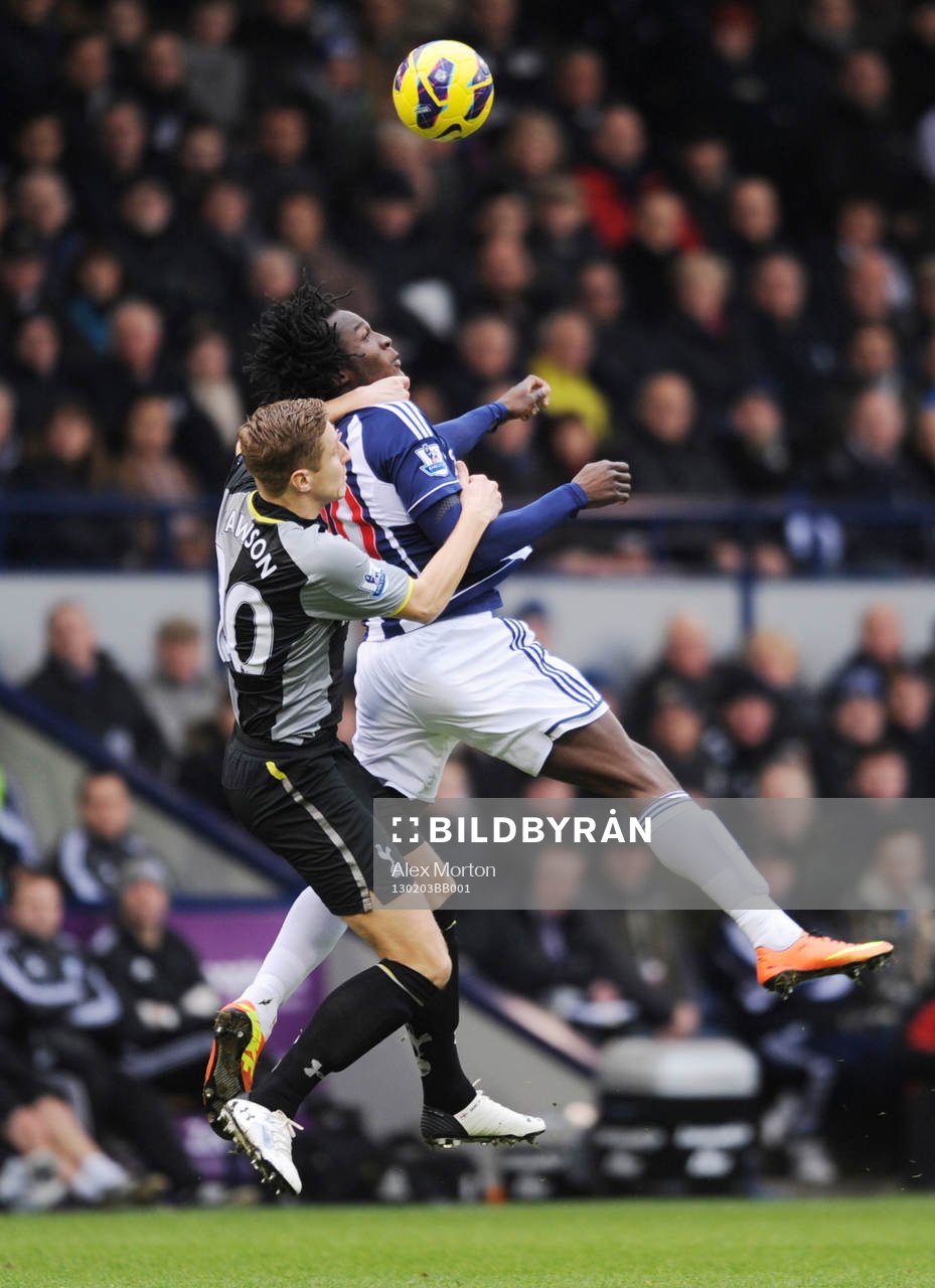 Football - West Bromwich Albion v Tottenham Hotspur -