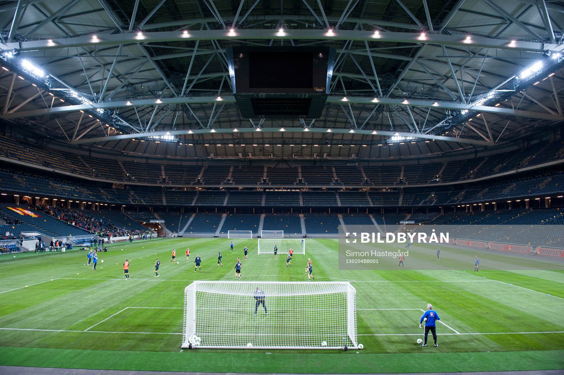 Fotboll, Sverige, Träning på Friends arena.: Sverige tränar på Friends Arena inför matchen mot Argentina. 