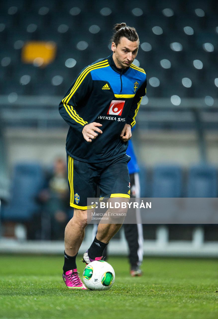 Sverige tränar på Friends Arena