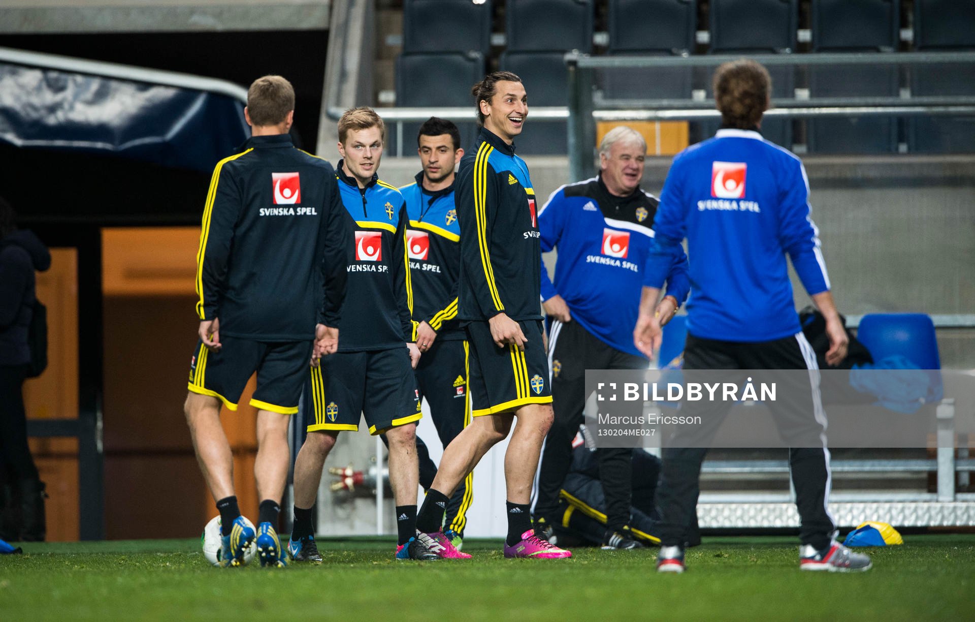 Sverige tränar på Friends Arena