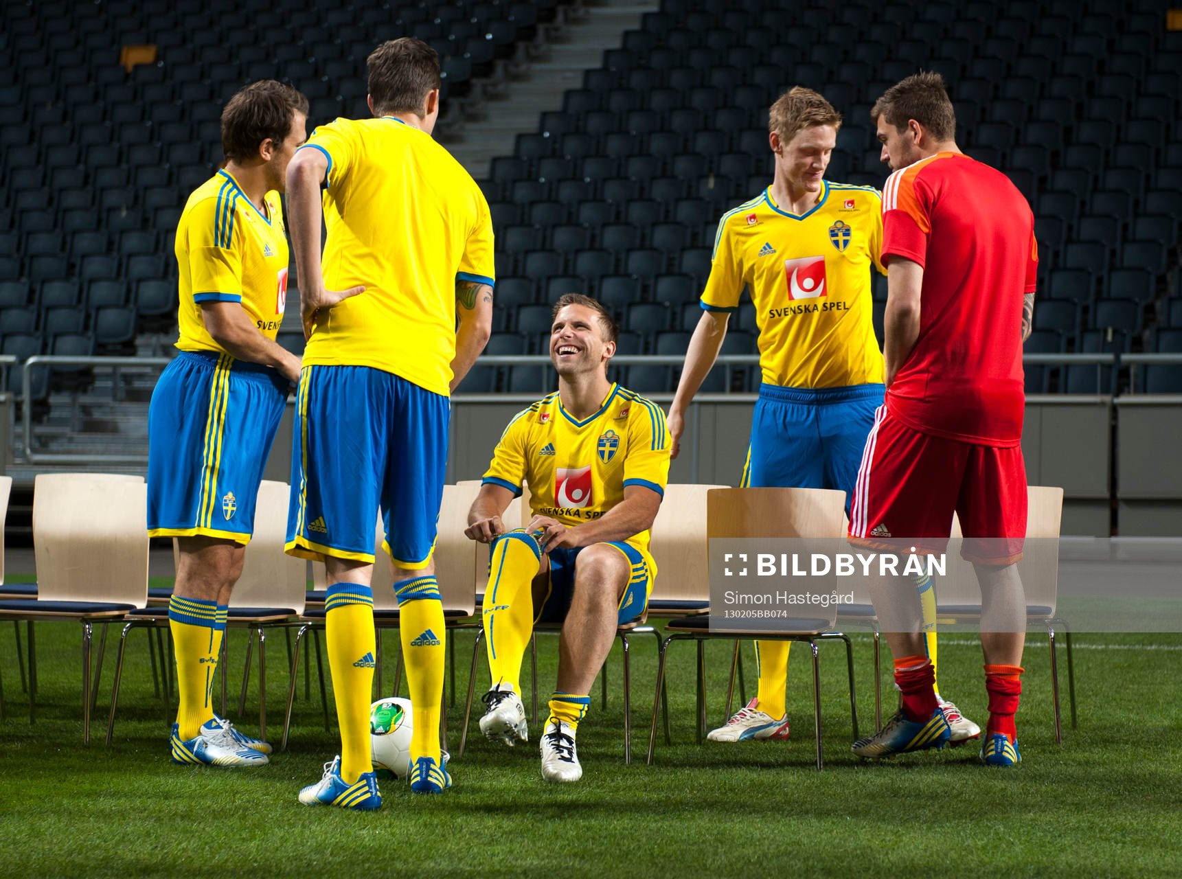 Fotboll, Sverige, Fotografering och träning på Friends