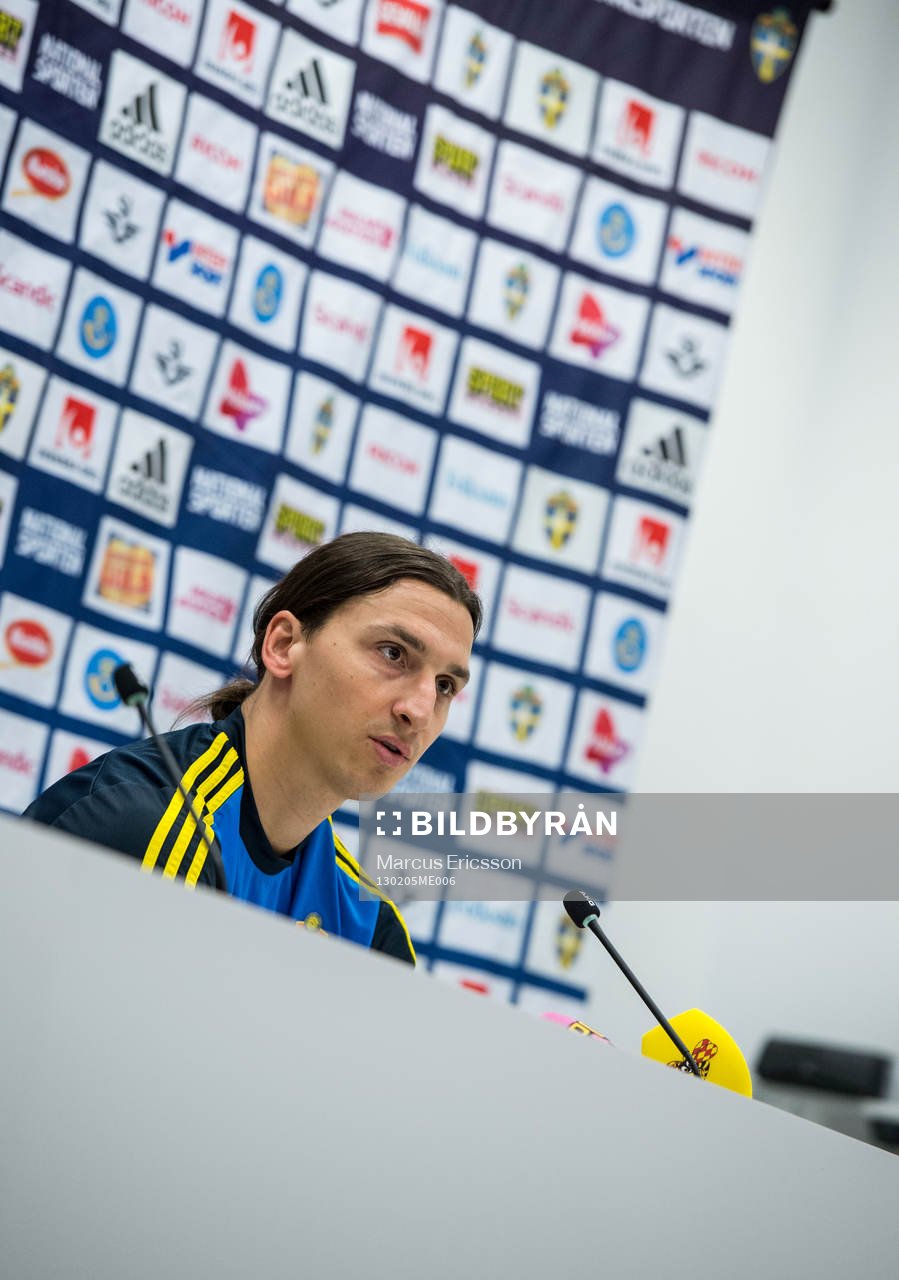 Presskonferens med Zlatan Ibrahimovic