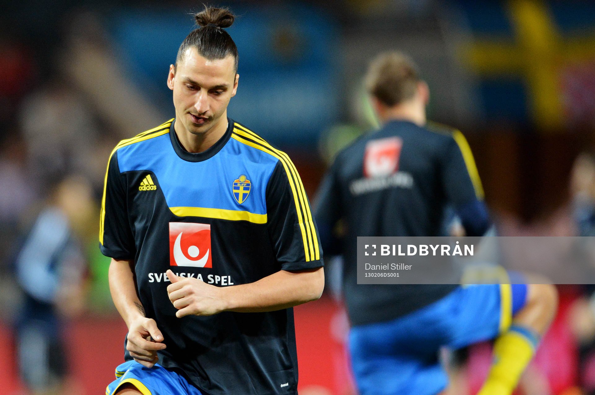 Zlatan Ibrahimović, Sverige värmer upp