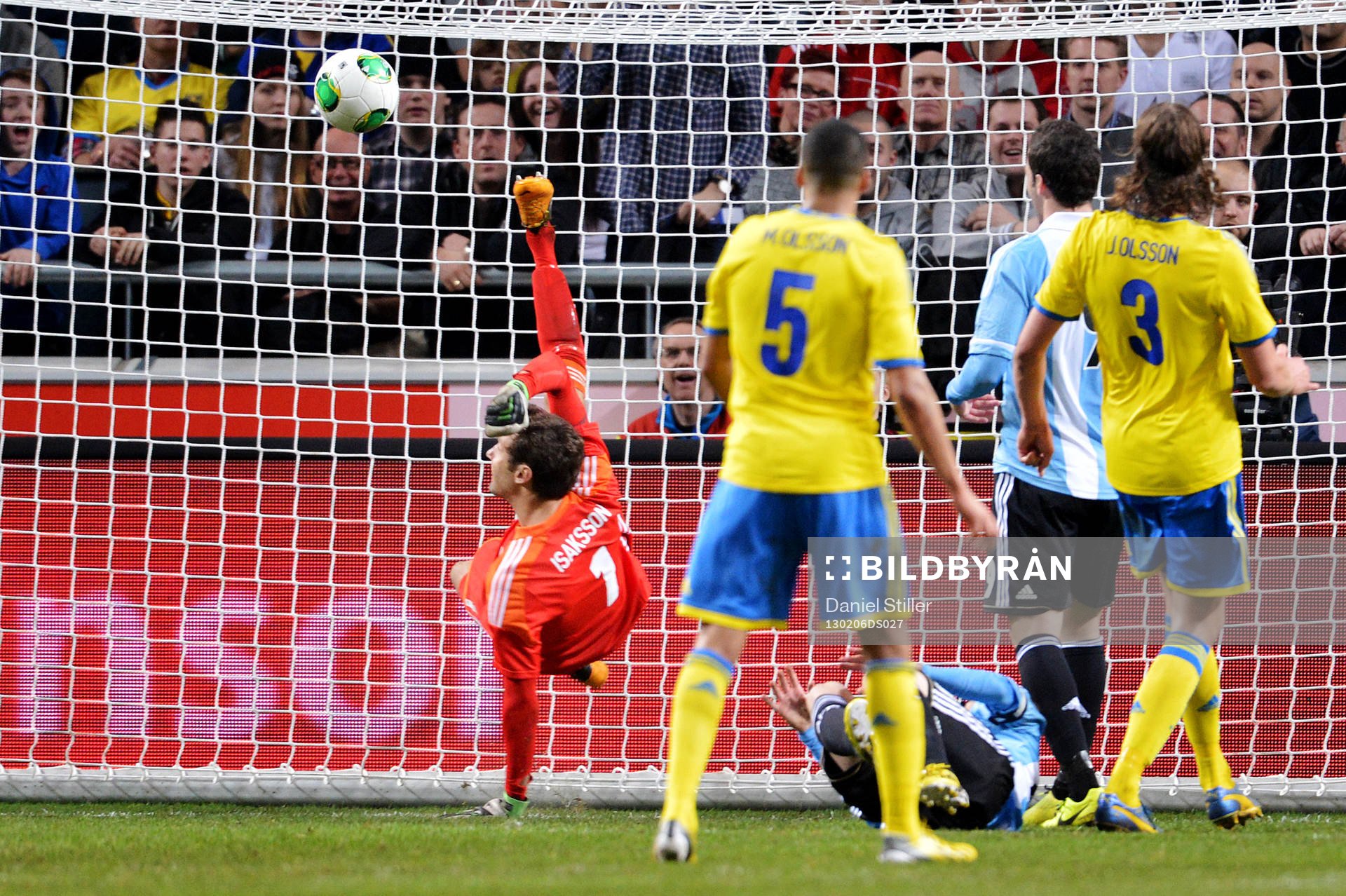 Andreas Isaksson, målvakt, Sverige, gör en helt sjuk