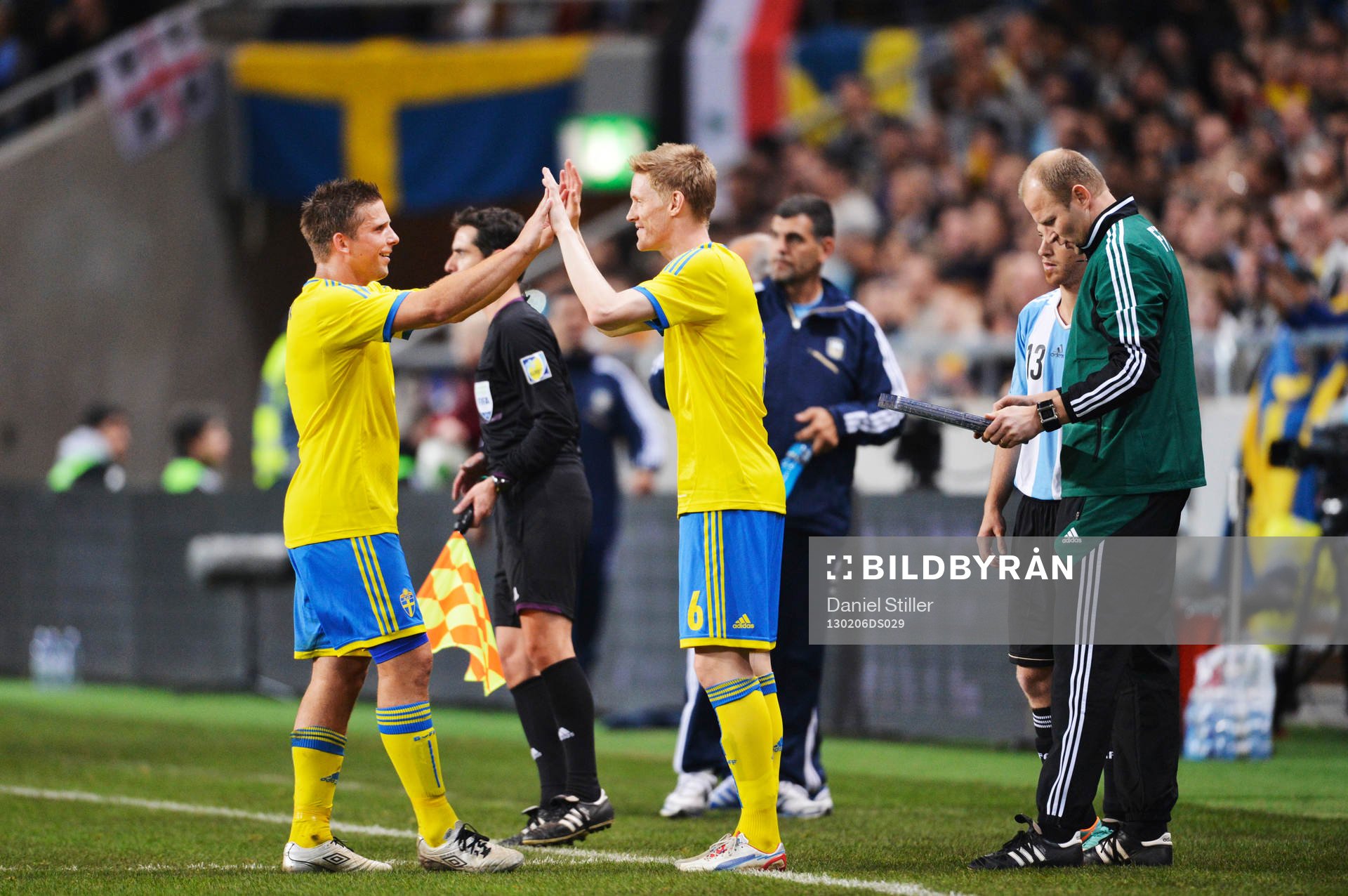 Byte mellan Anders Svensson och Rasmus Elm, Sverige