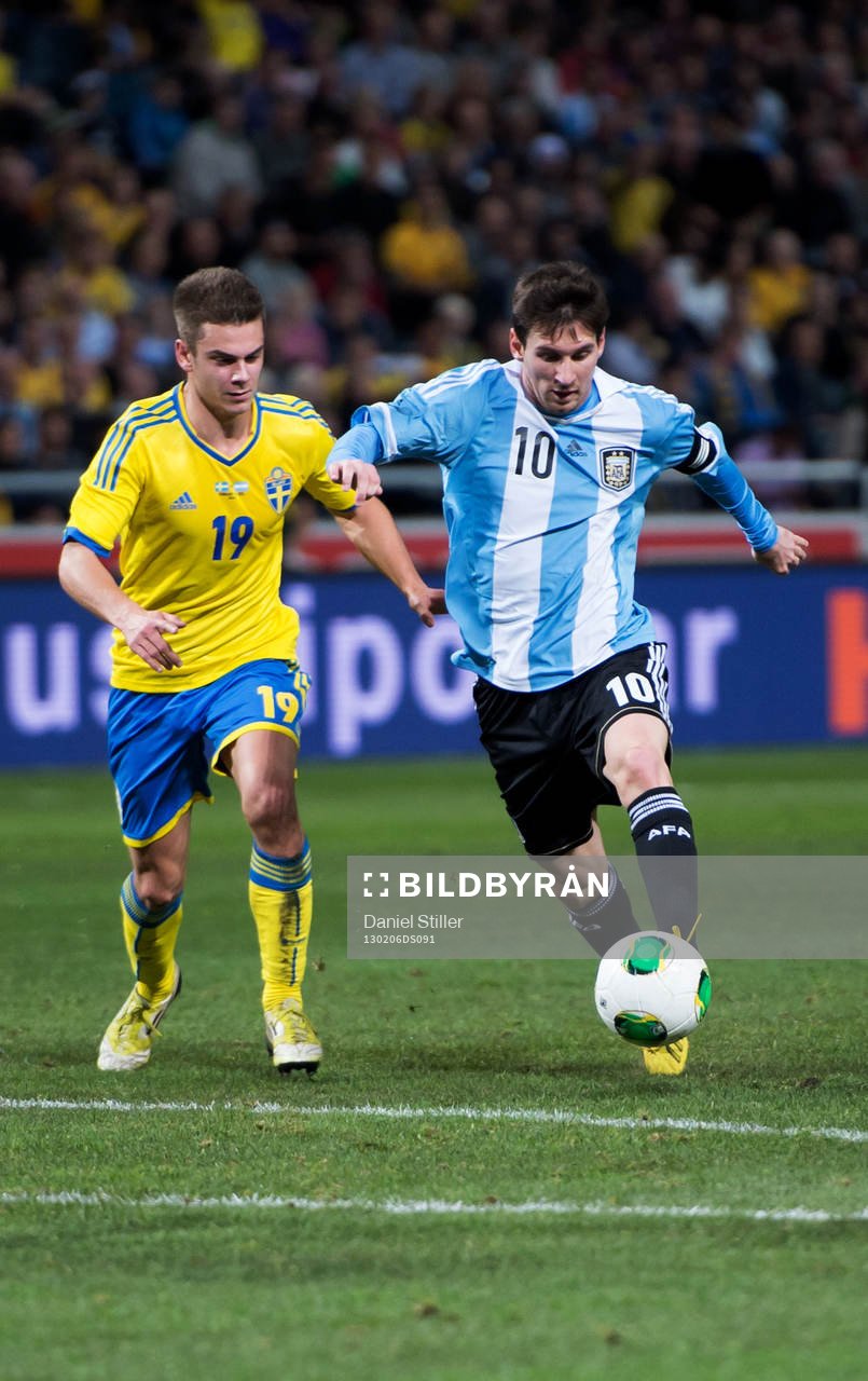 Alexander Kačaniklić, Sverige, Lionel Messi, Argentina