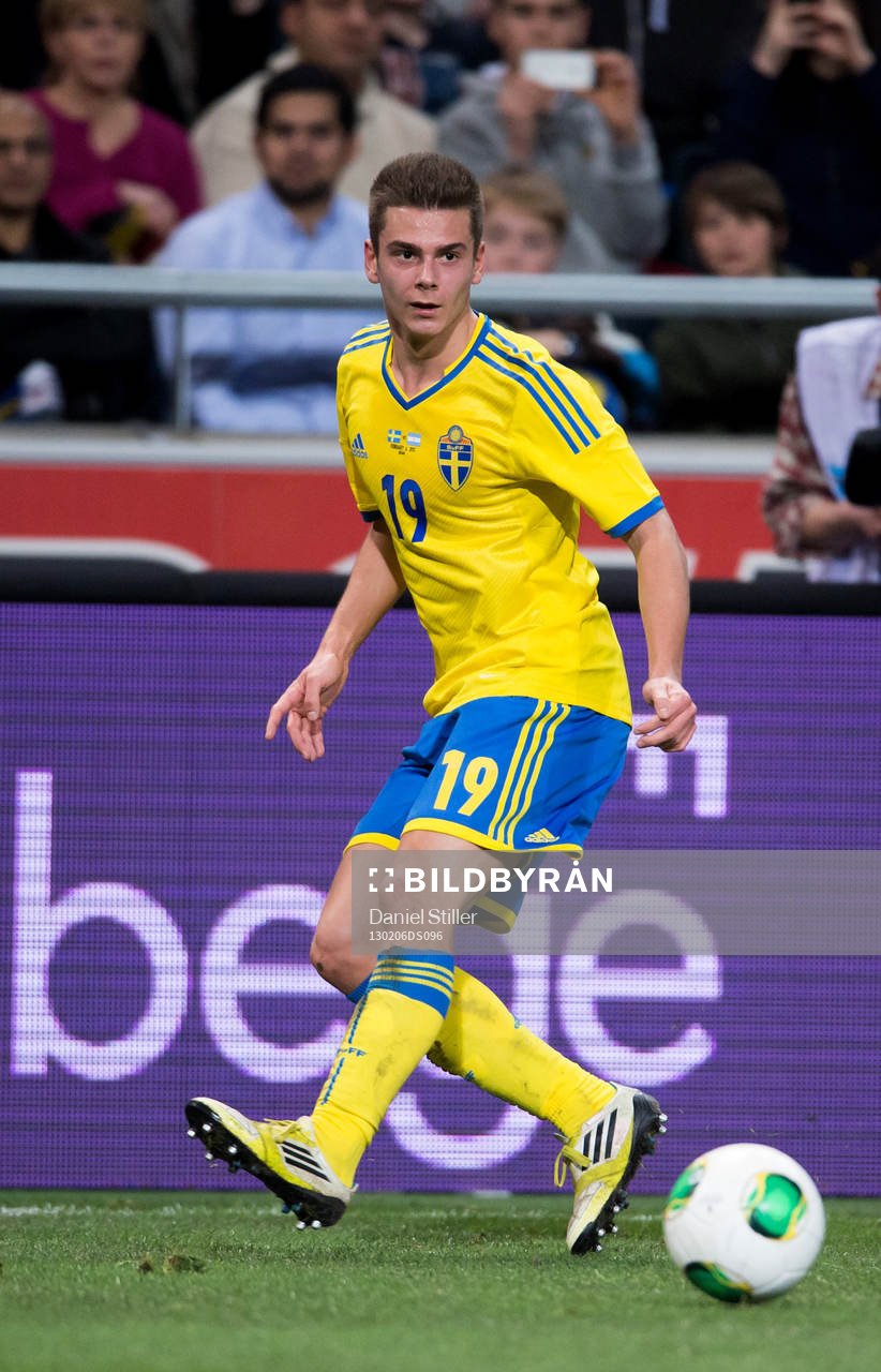 Alexander Kačaniklić, Sverige