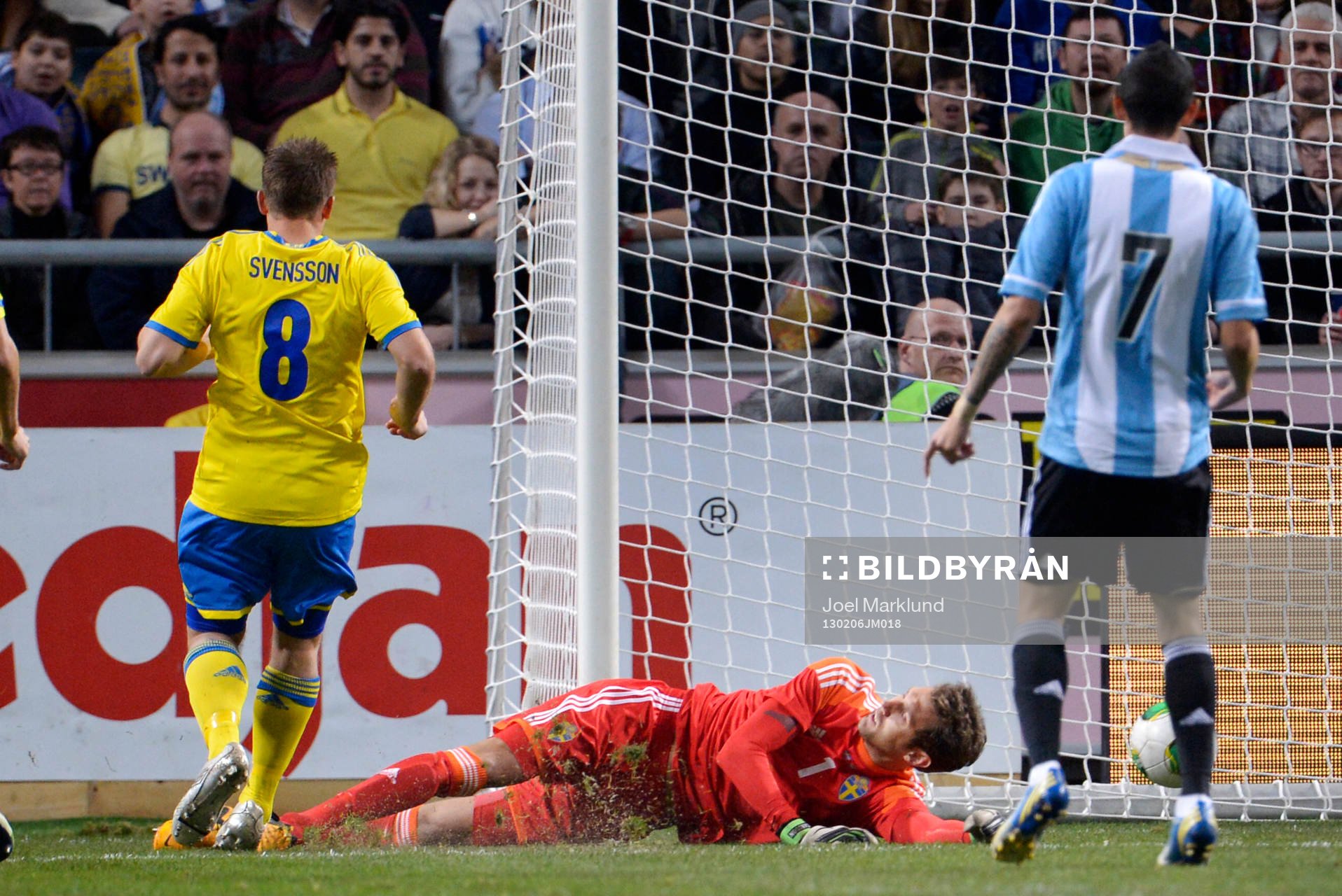 Andreas Isaksson, målvakt, Sverige, släpper in 0-1