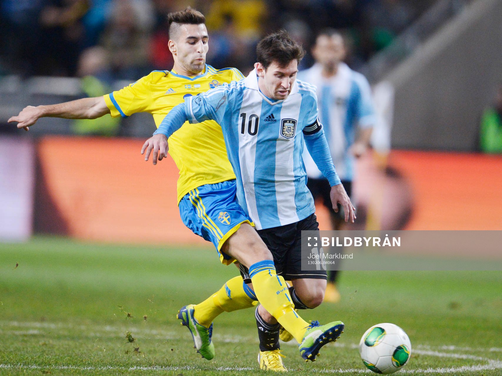 Jimmy Durmaz, Sverige trycker på Lionel Messi, Argentina
