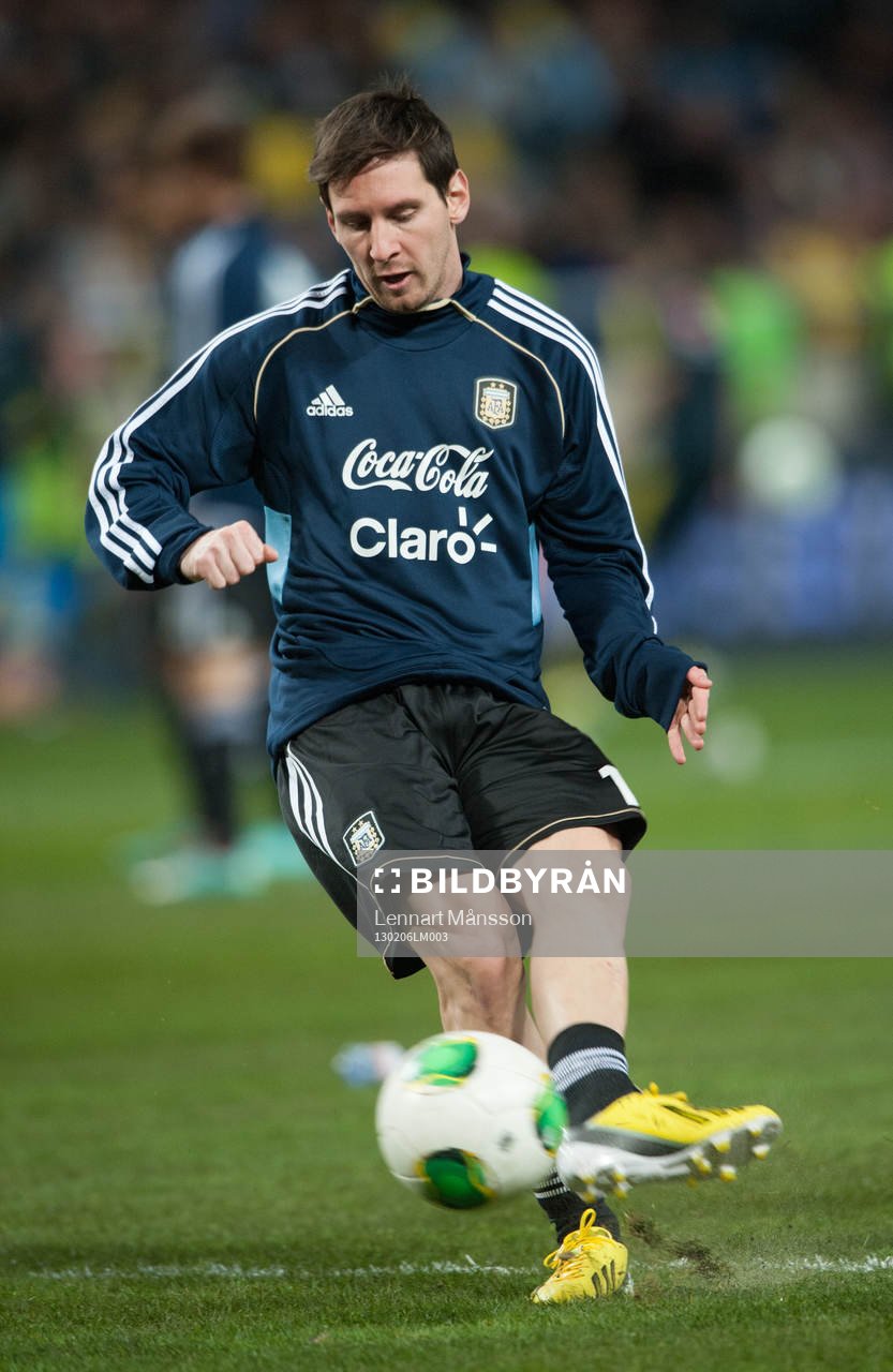 Lionel Messi, Argentina, värmer upp