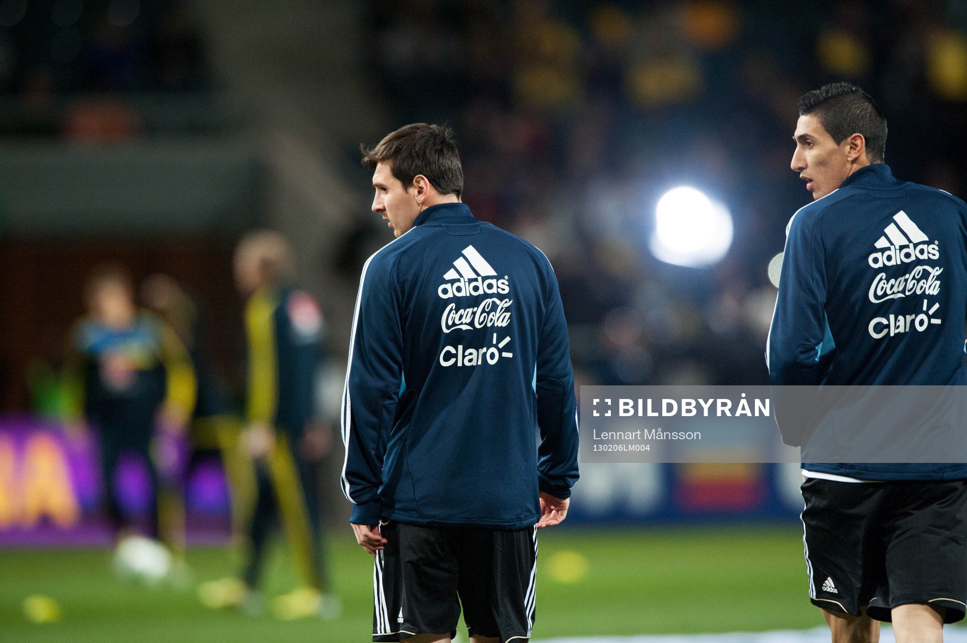 Lionel Messi och Angel di Maria, Argentina, värmer upp