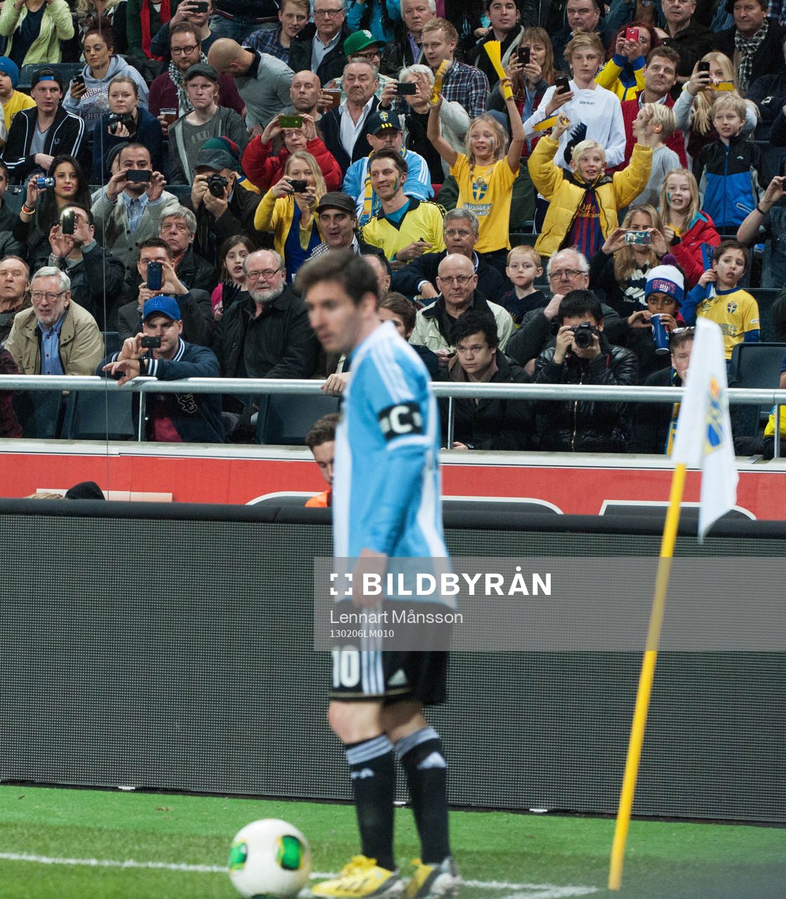 Lionel Messi, Argentina, skall lägga en hörna, en liten