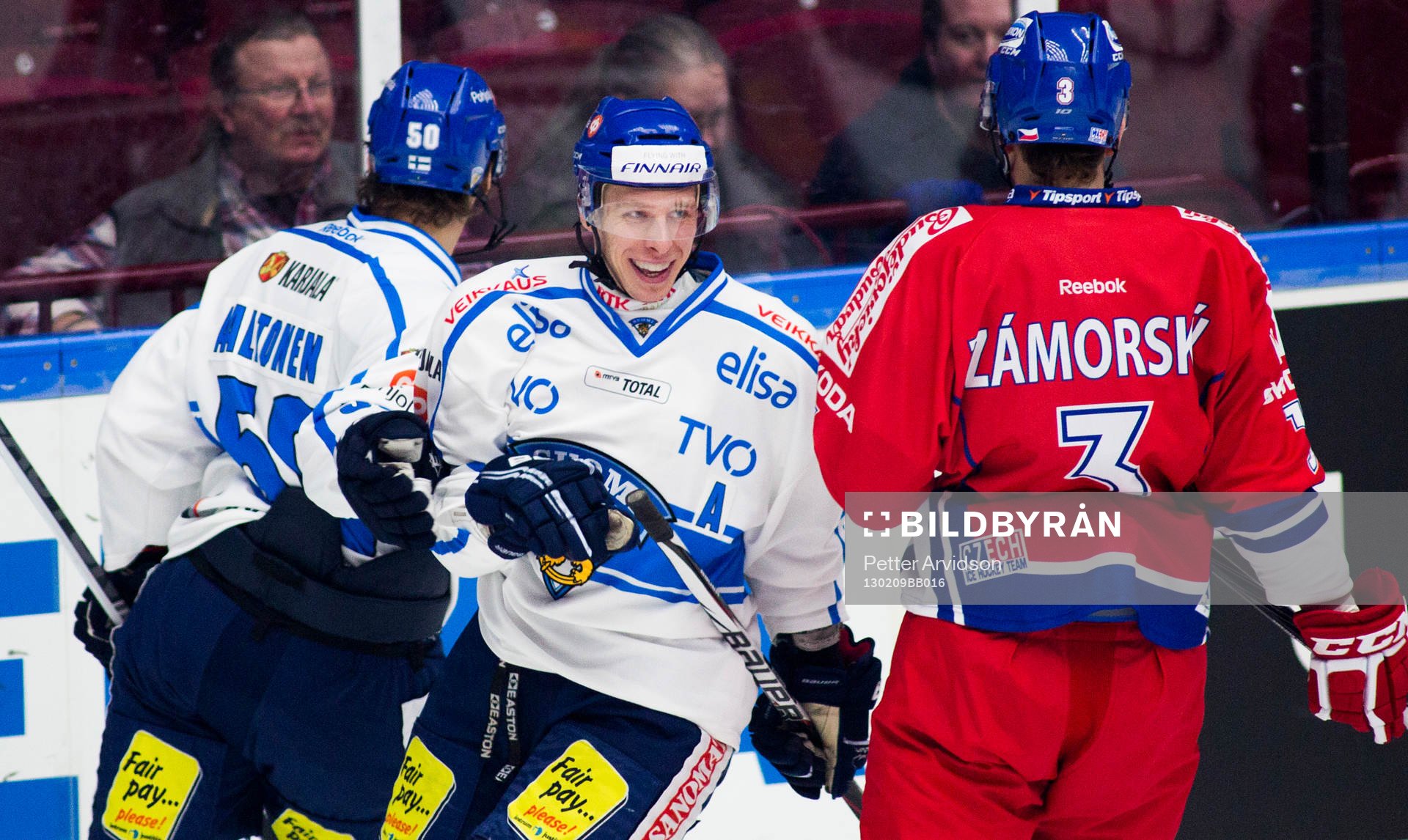 Oscar Lindberg, Juhamatti Aaltonen, Finland, jublar