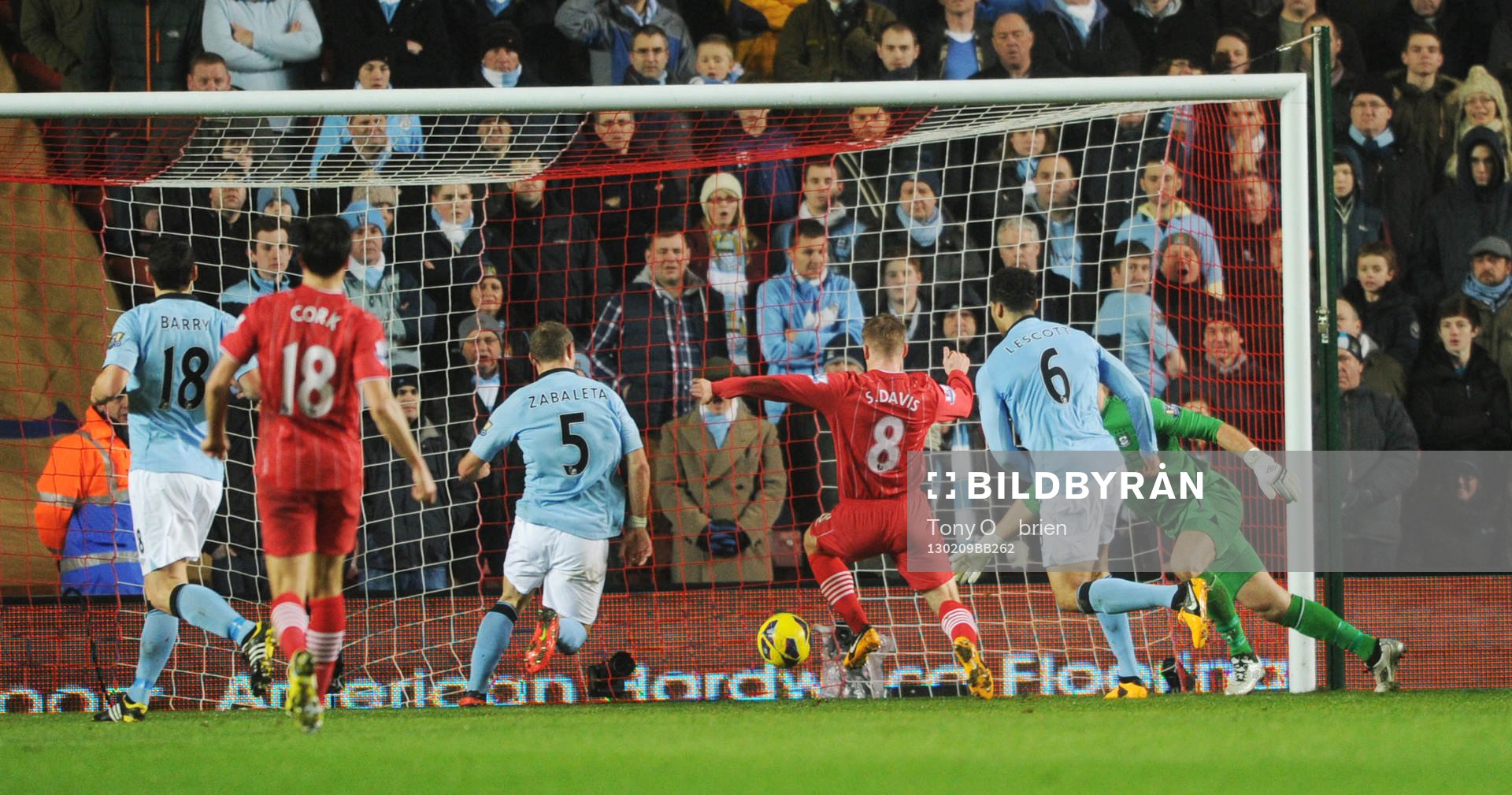 Football - Southampton v Manchester City - Barclays Premier