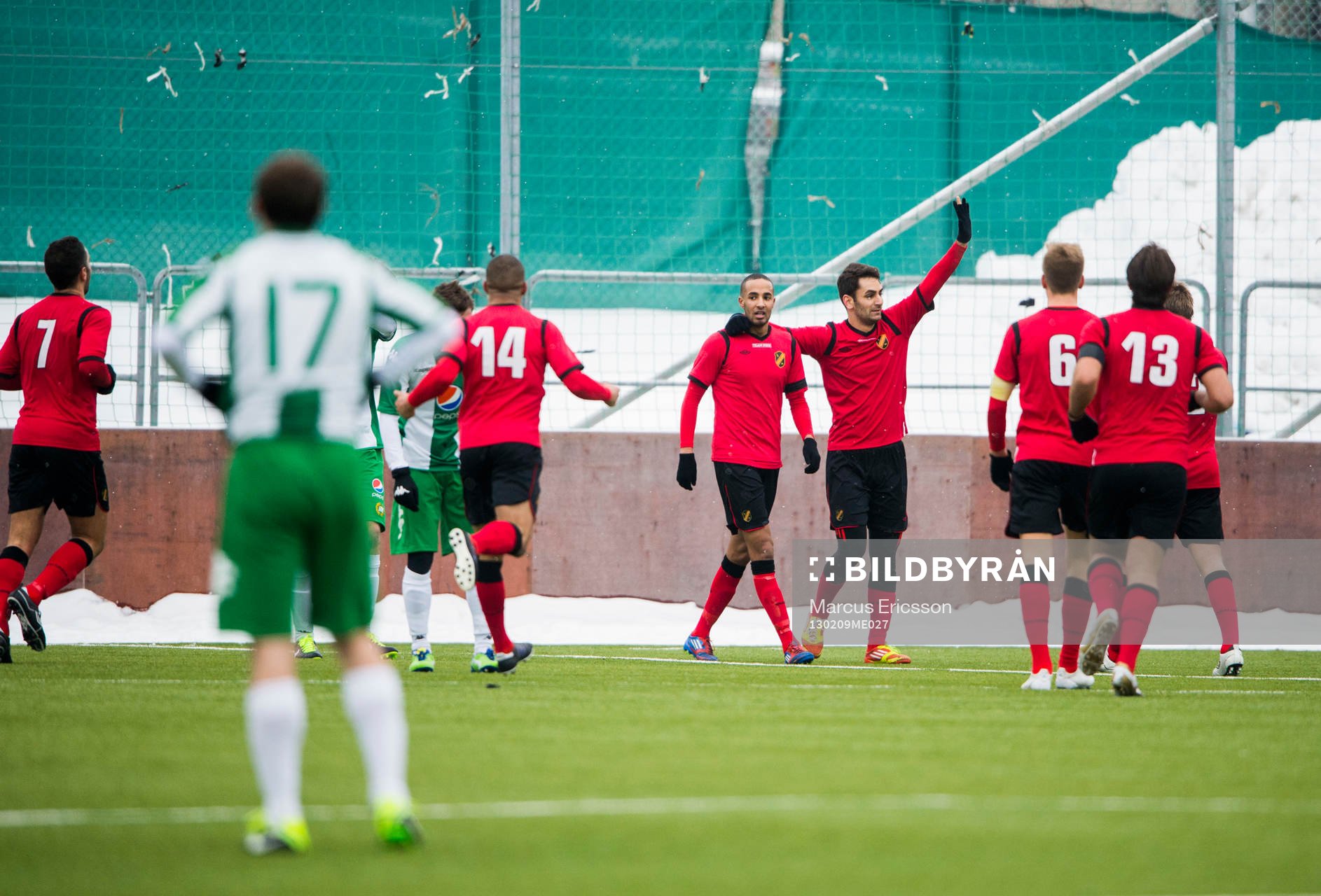 Fotboll, träningsmatch, Vasalund - Hammarby: Jubel i Vasalund