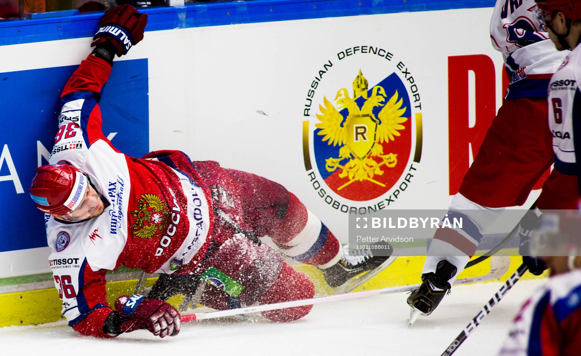Iakov Ryilov, Ryssland, åker in i sargen