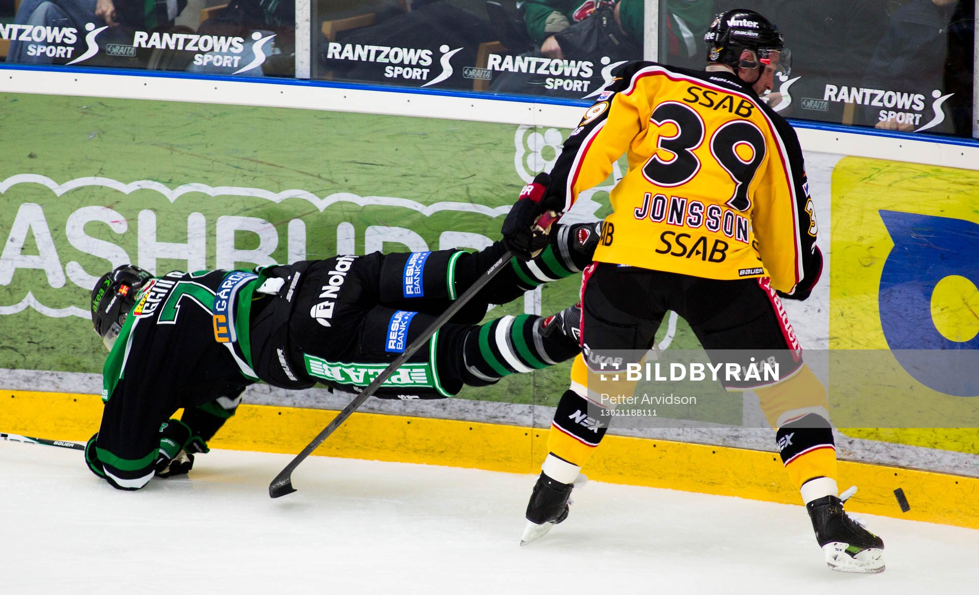 Mathias Tjärnqvist, Rögle, åker på en flygtur, Robin