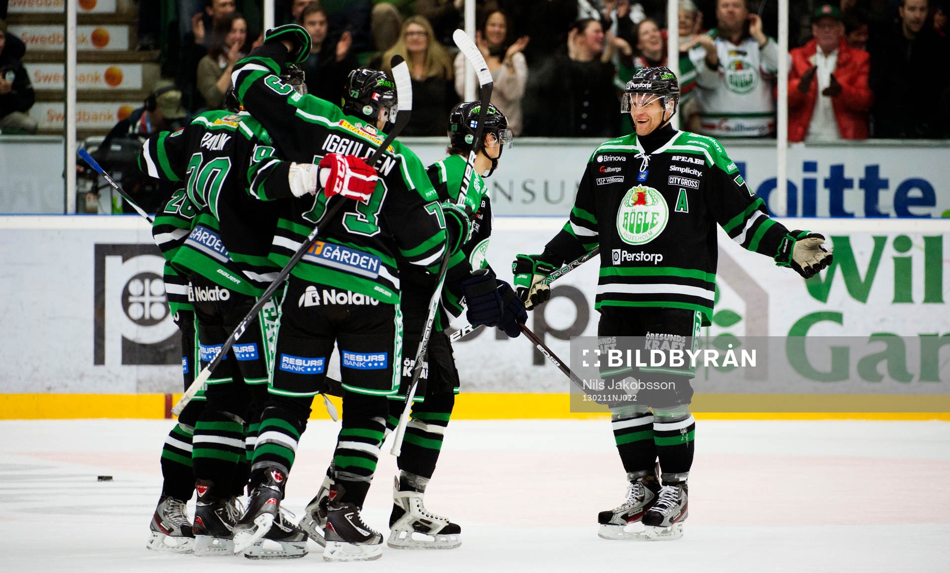 Mathias Tjärnqvist, Rögle, jublar med sina lagkamrater