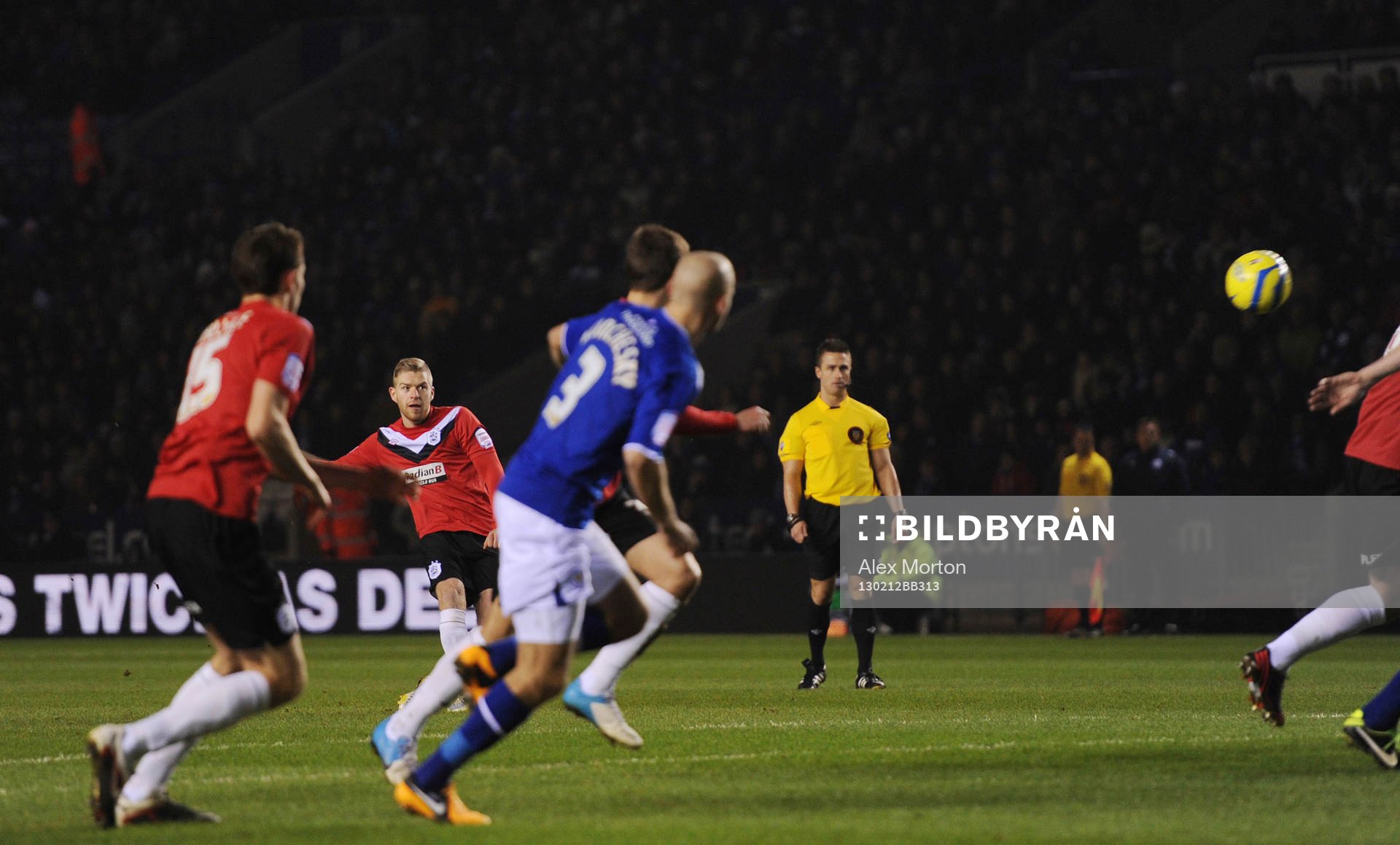 Football - Leicester City v Huddersfield Town - FA Cup