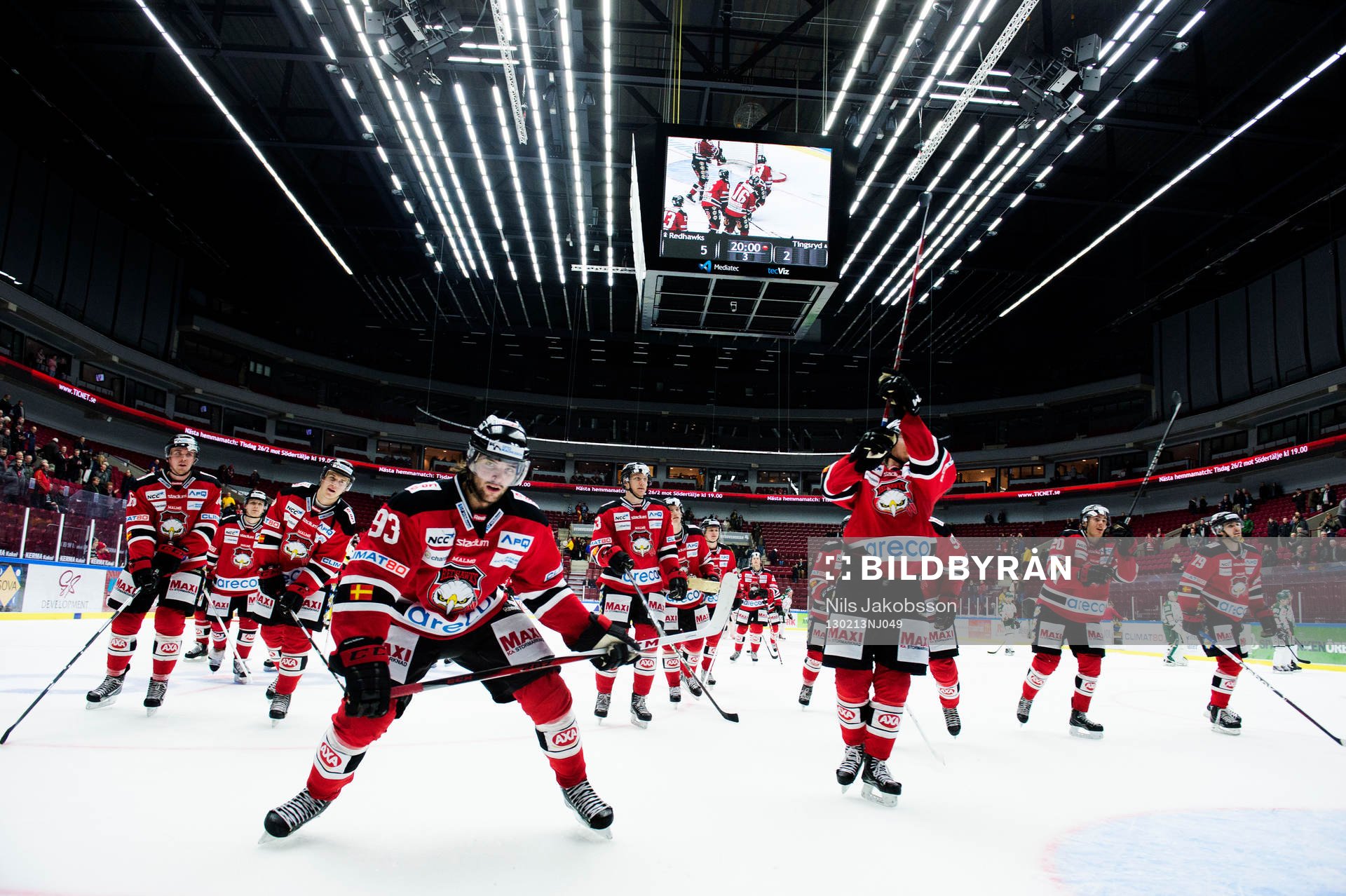 Malmö Redhawks jublar med publiken