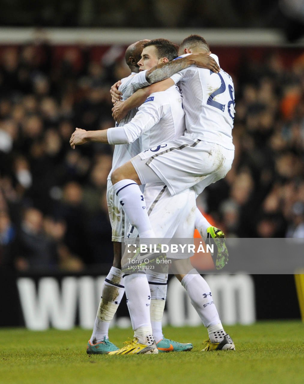 Football - Tottenham Hotspur v Olympique Lyonnais - UEFA