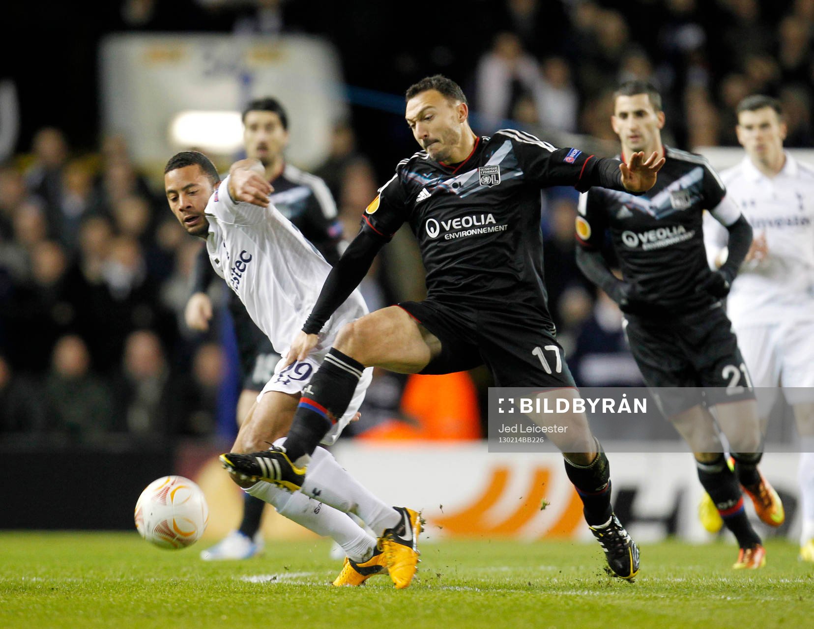 Football - Tottenham Hotspur v Olympique Lyonnais - UEFA