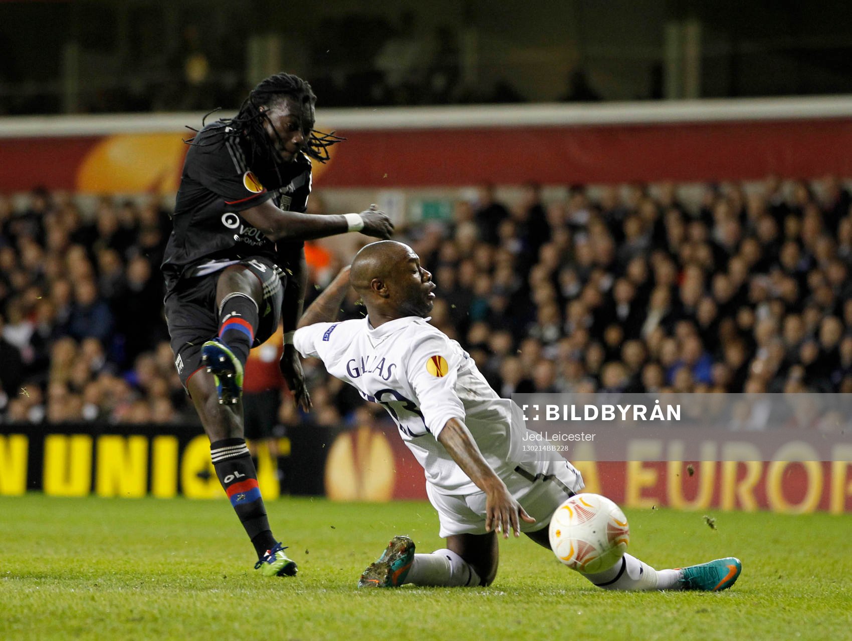 Football - Tottenham Hotspur v Olympique Lyonnais - UEFA