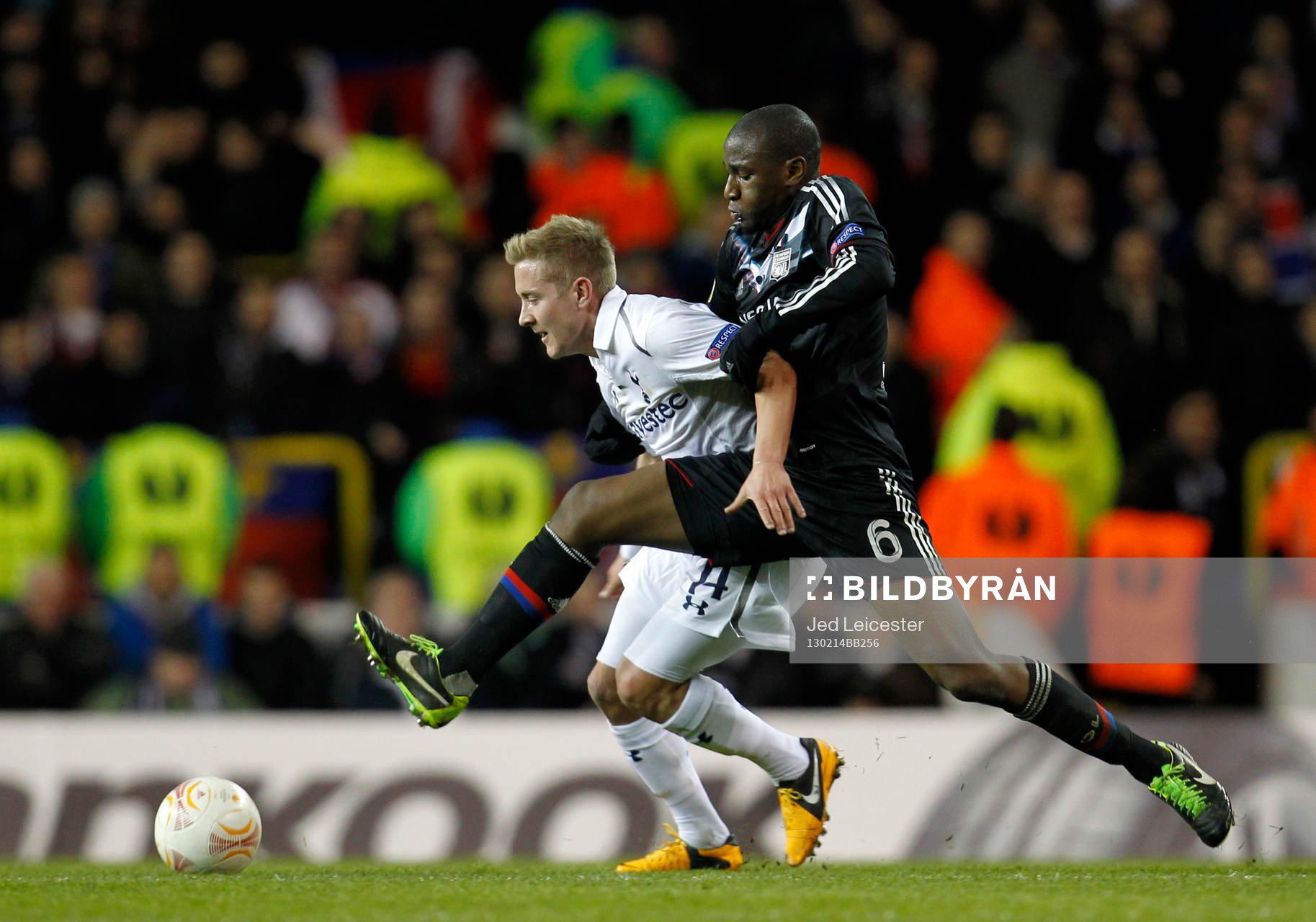 Football - Tottenham Hotspur v Olympique Lyonnais - UEFA