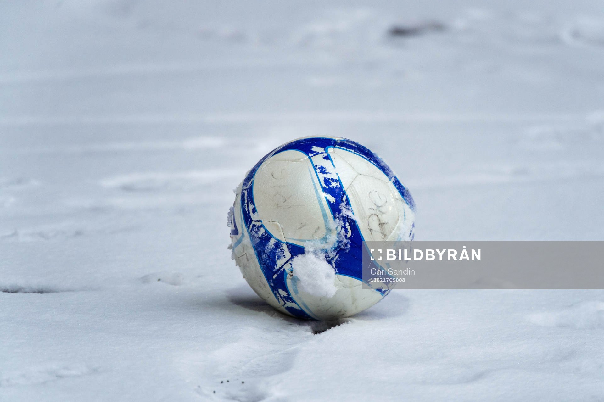 Fotboll på snön