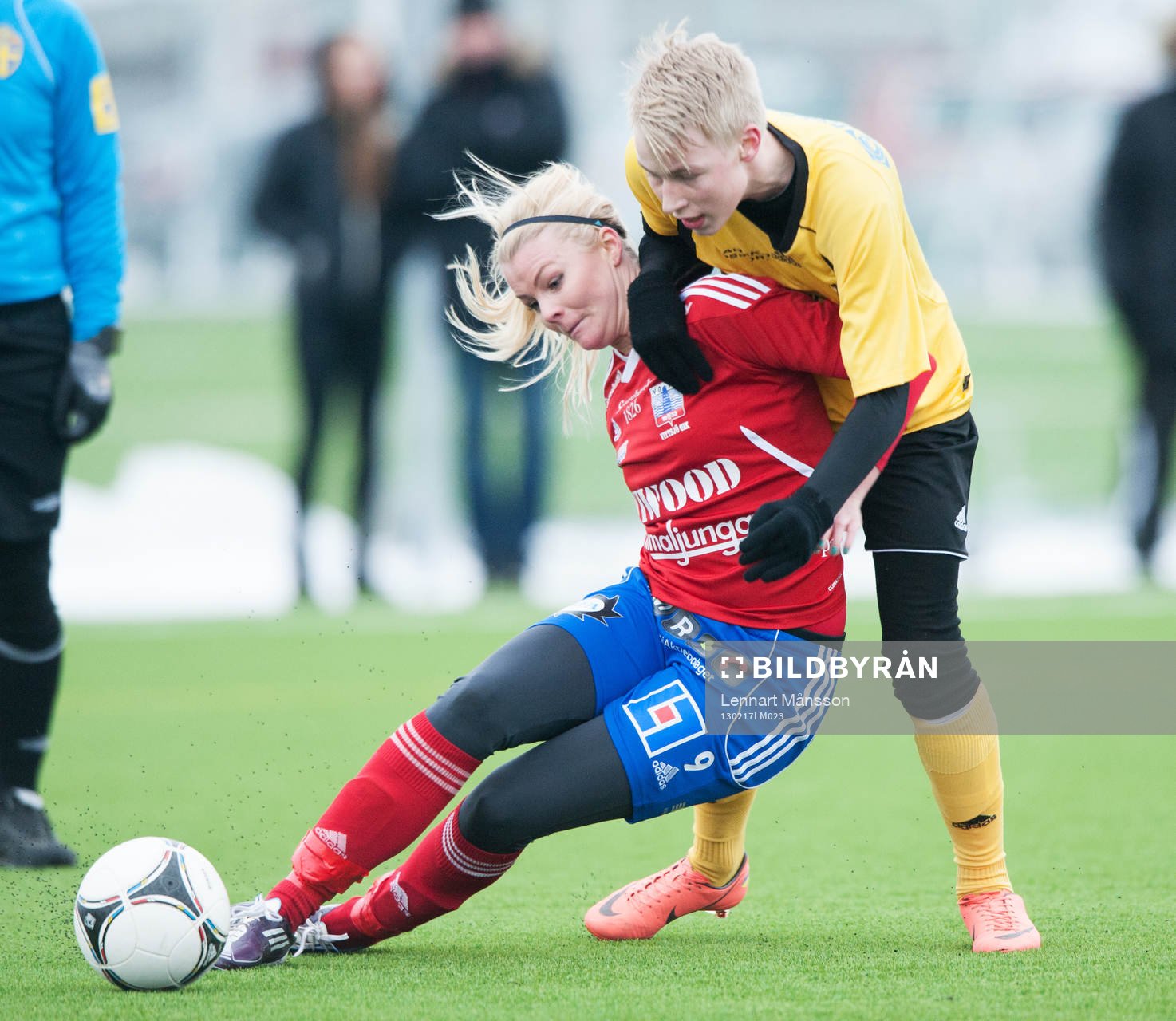Emma Sjödahl, Vittsjö, brottas med en kille, herrar mot