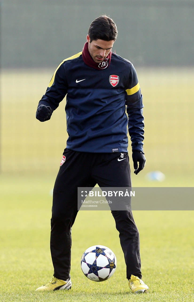 Football - Arsenal Training - Arsenal Training Ground -