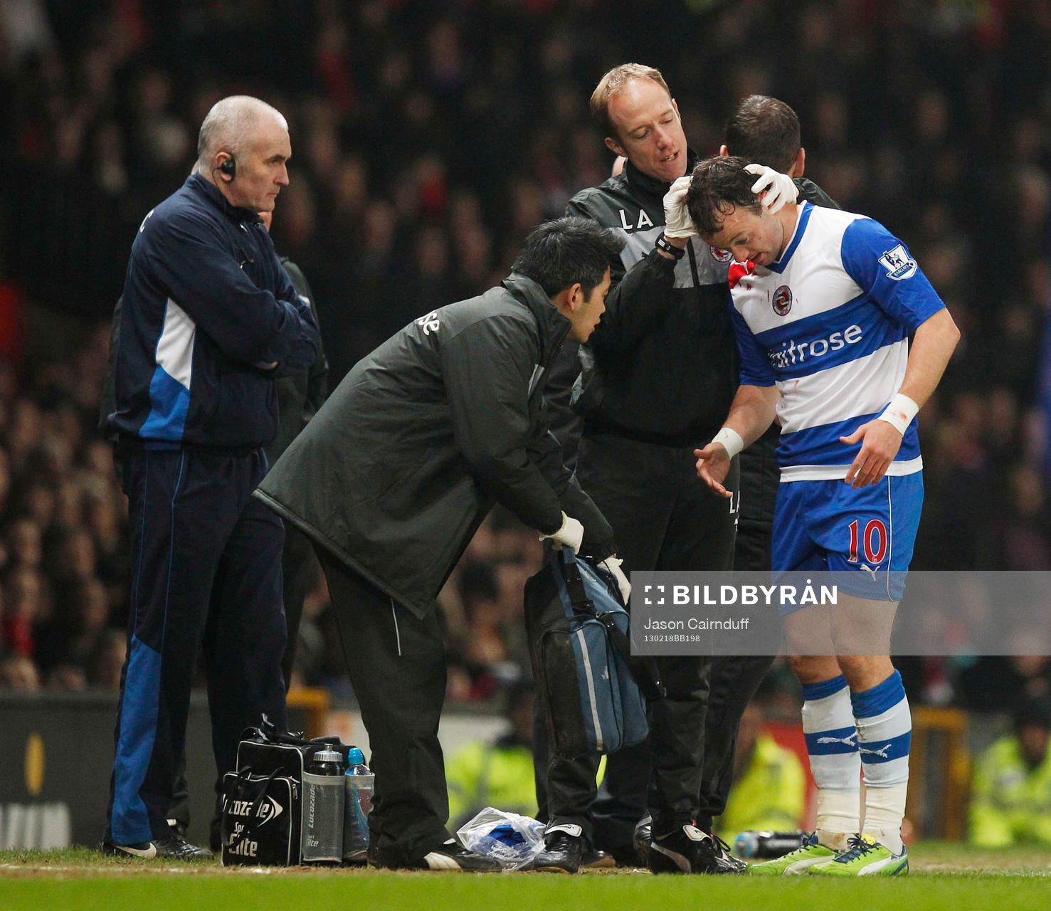 Football - Manchester United v Reading - FA Cup Fifth Round