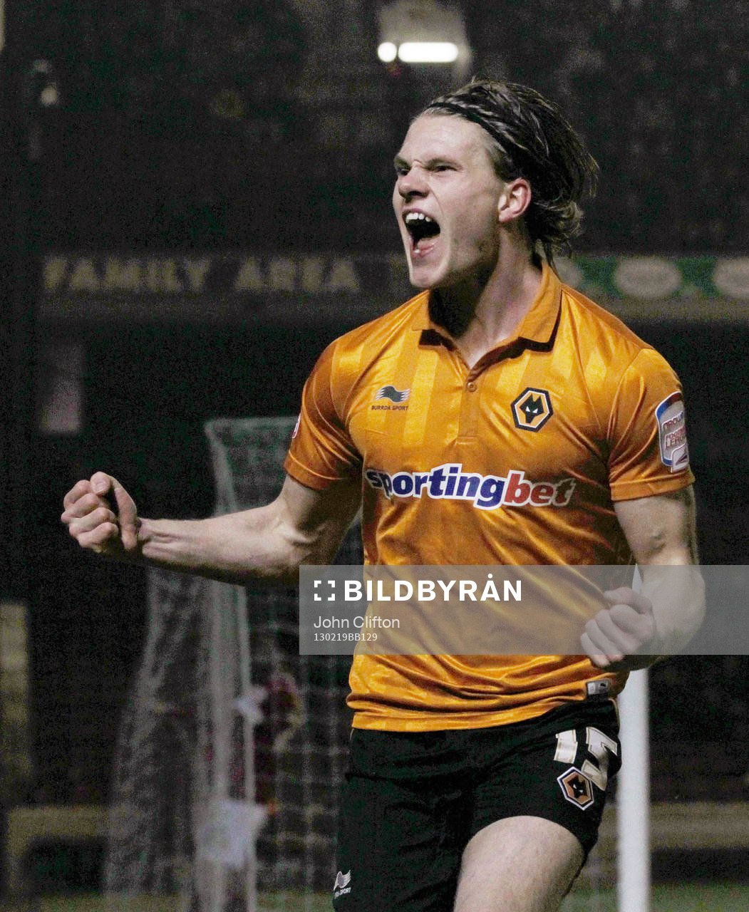 Football - Barnsley v Wolverhampton Wanderers - npower