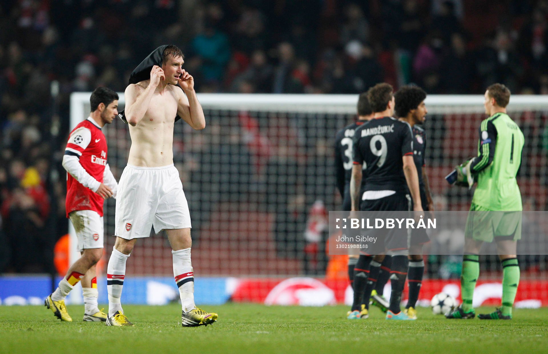 Football - Arsenal v Bayern Munich - UEFA Champions League