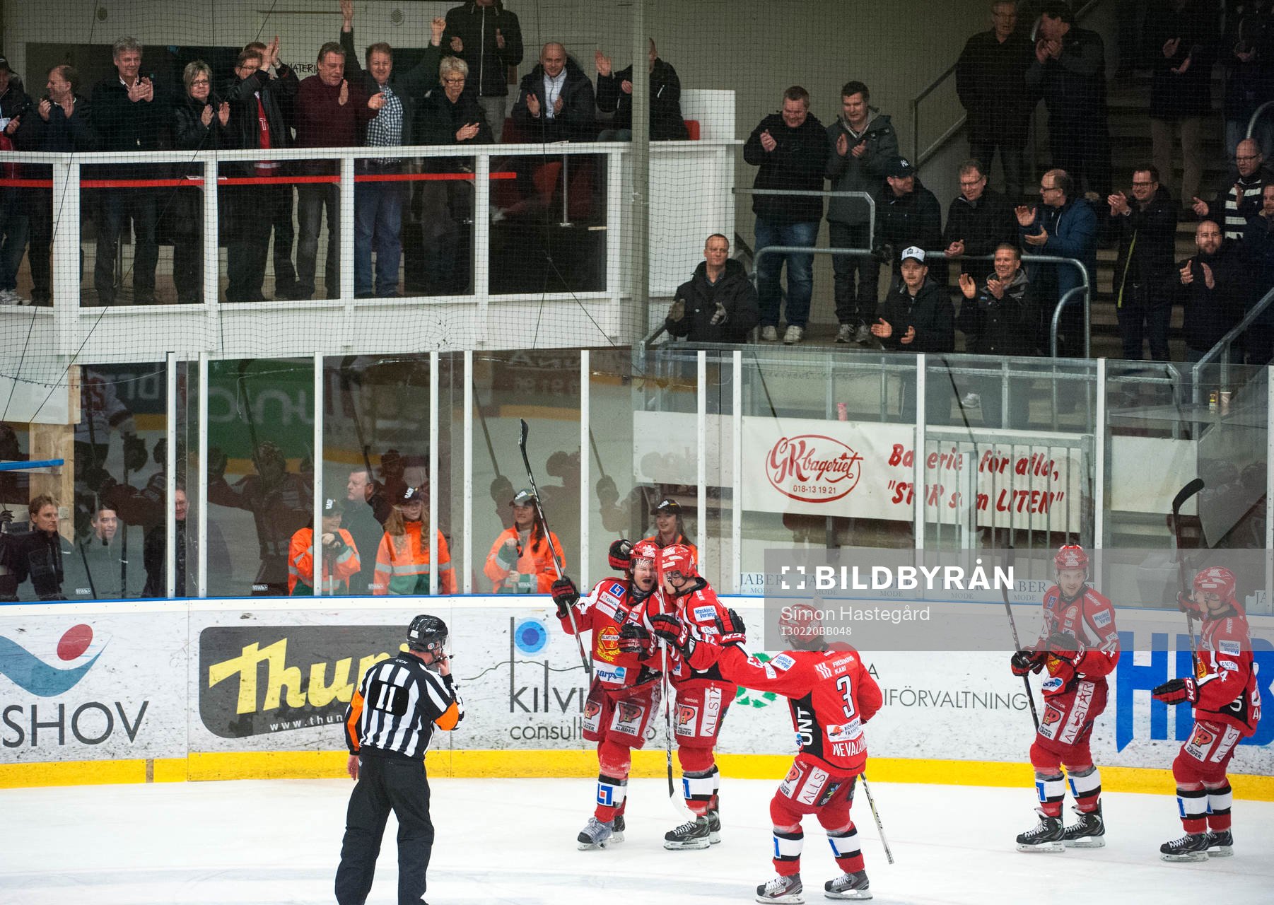 Publiken och Almtuna jublar