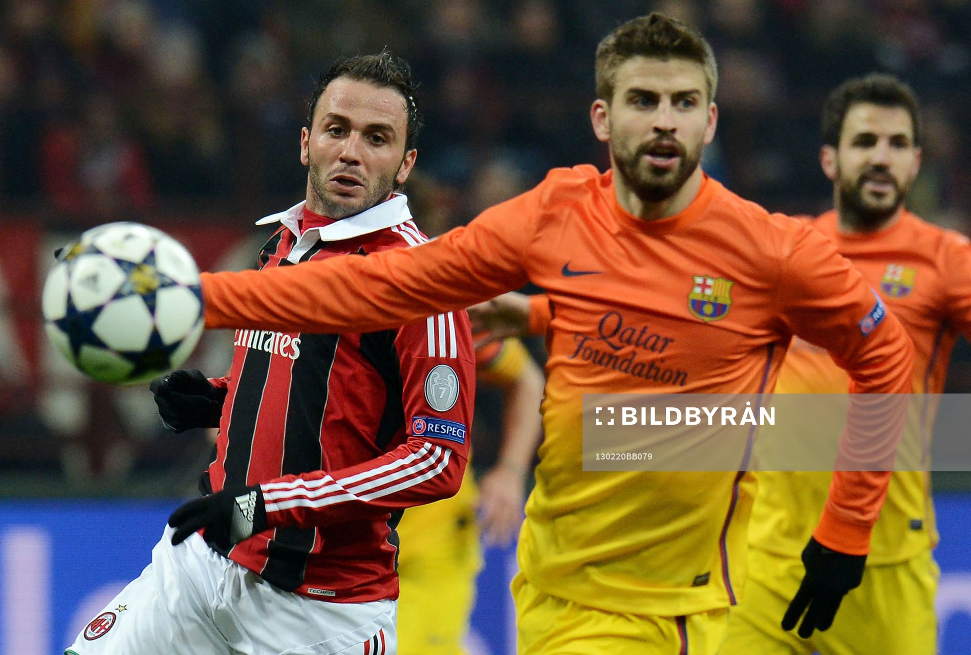 Giampaolo Pazzini / Gerard Pique - 20.02.2013  -  Milan AC