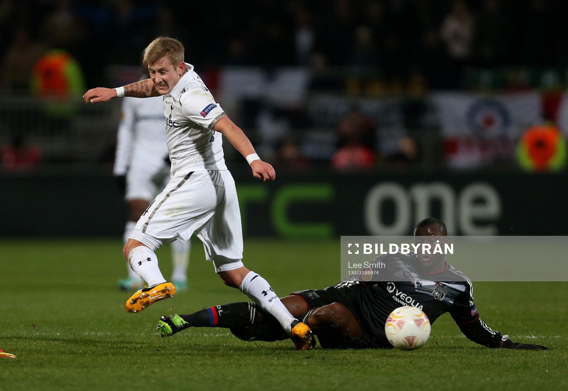 Football - Olympique Lyonnais v Tottenham Hotspur - UEFA