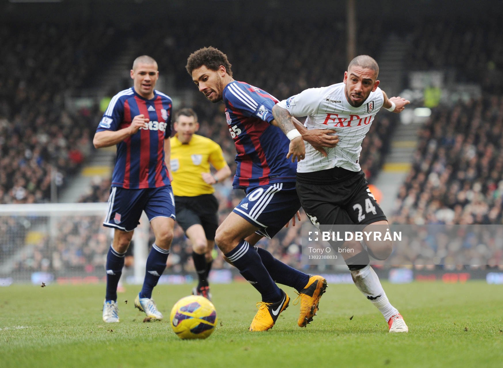 Football - Fulham v Stoke City - Barclays Premier League  -