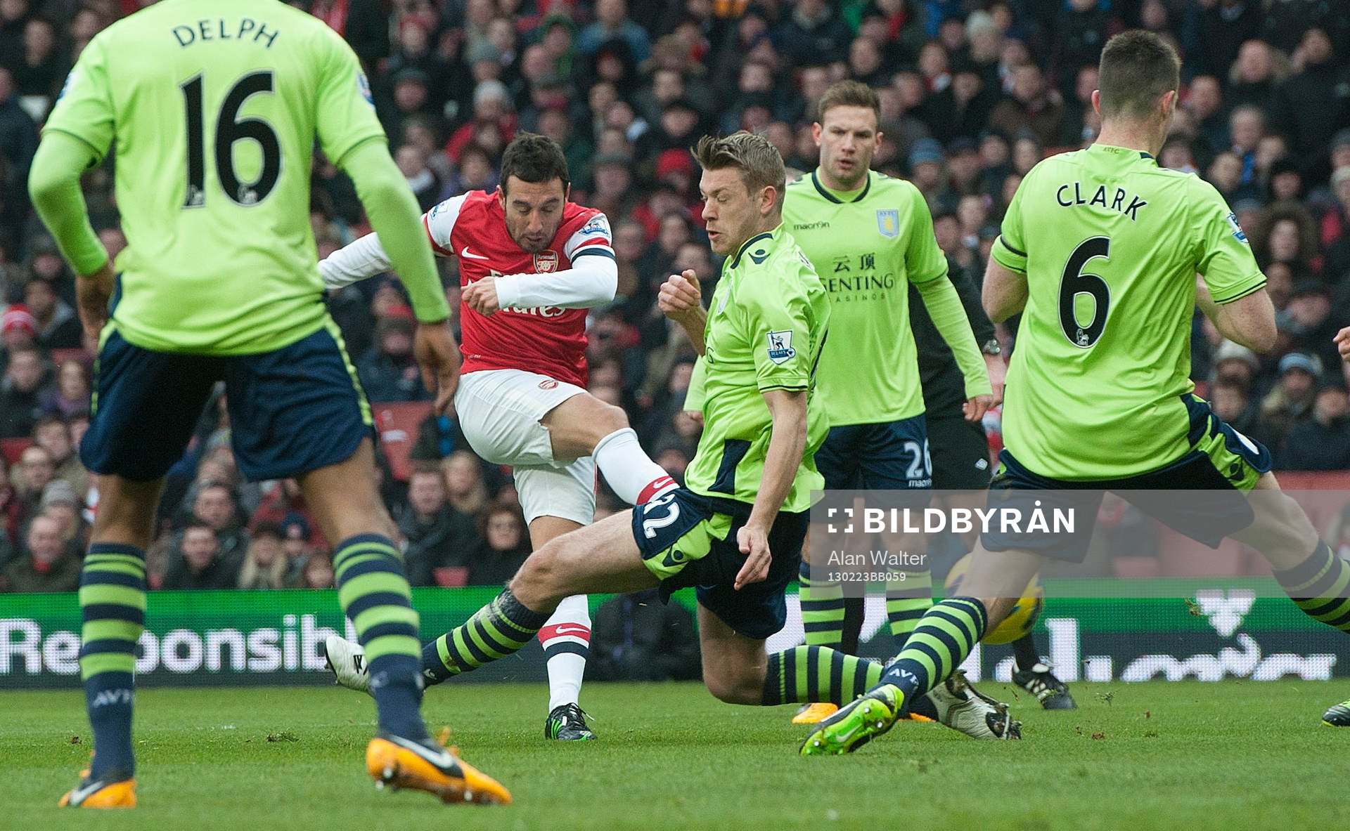 Football - Arsenal v Aston Villa - Barclays Premier League