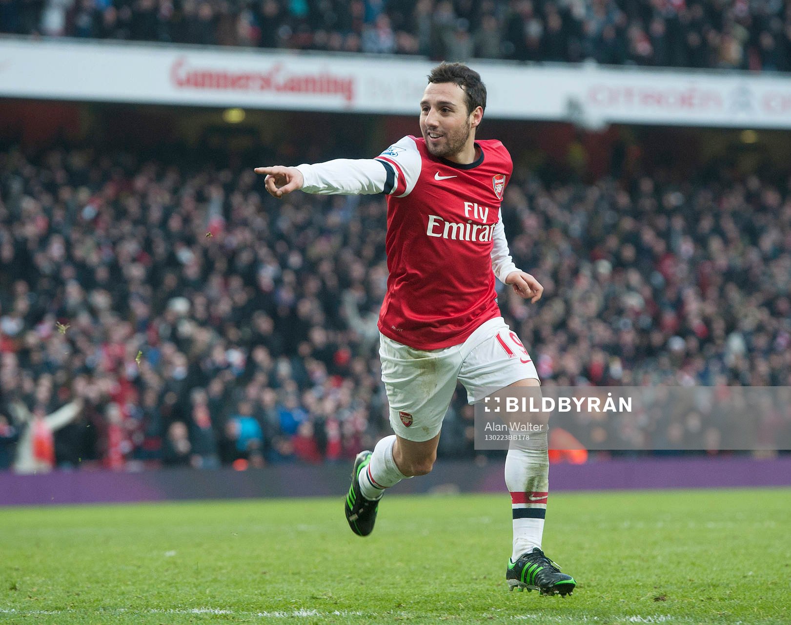 Football - Arsenal v Aston Villa - Barclays Premier League