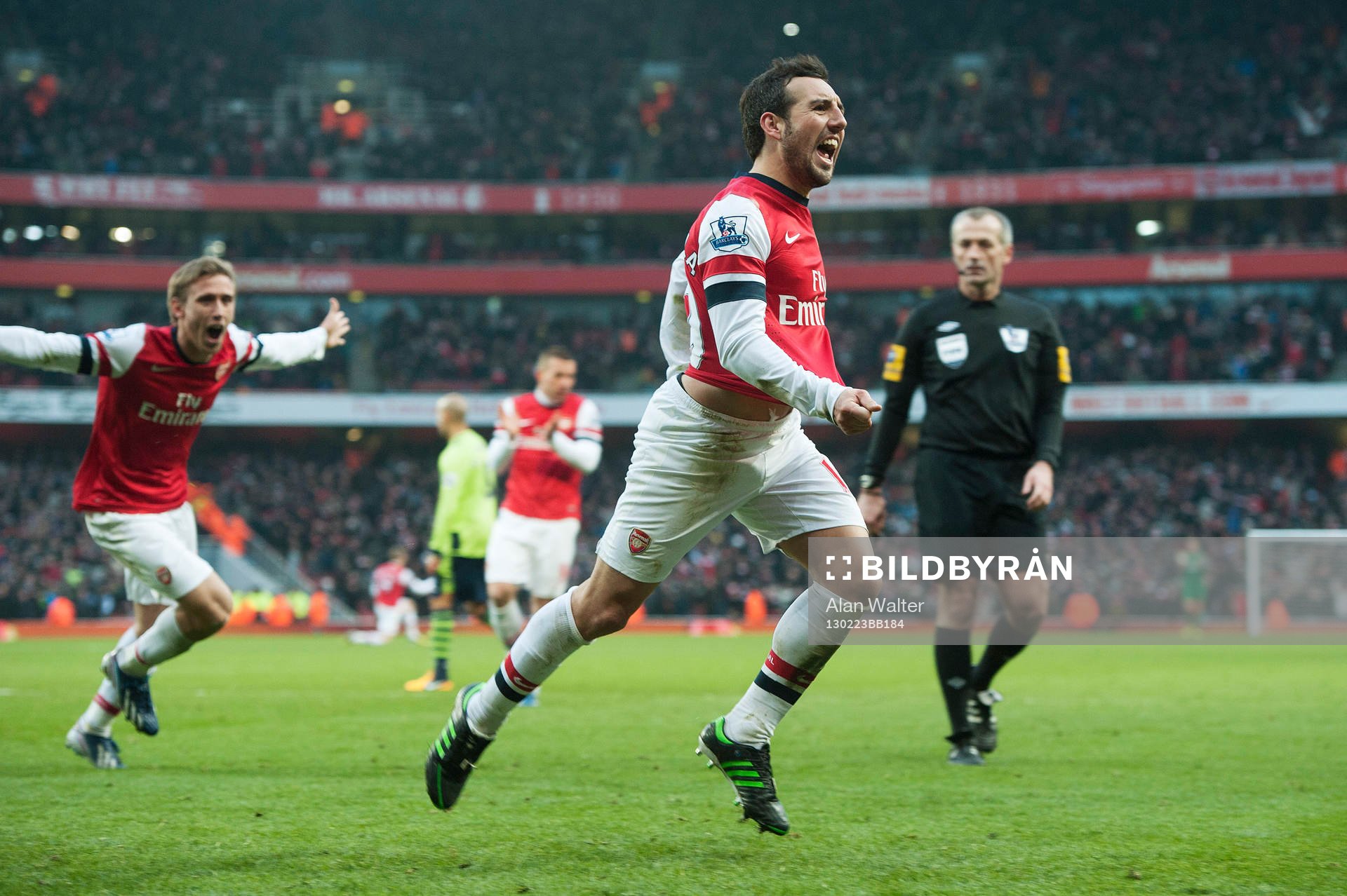 Football - Arsenal v Aston Villa - Barclays Premier League