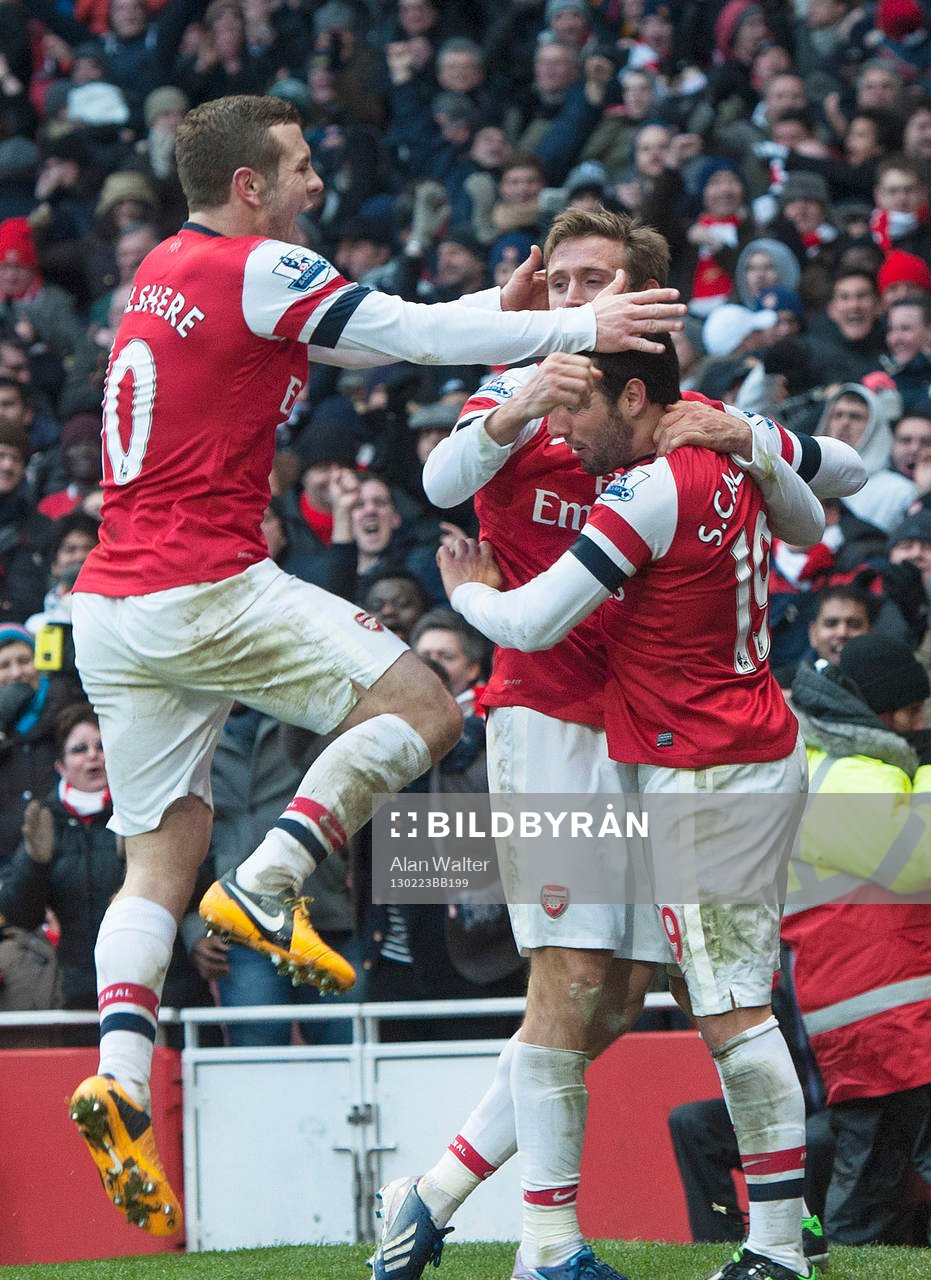 Football - Arsenal v Aston Villa - Barclays Premier League