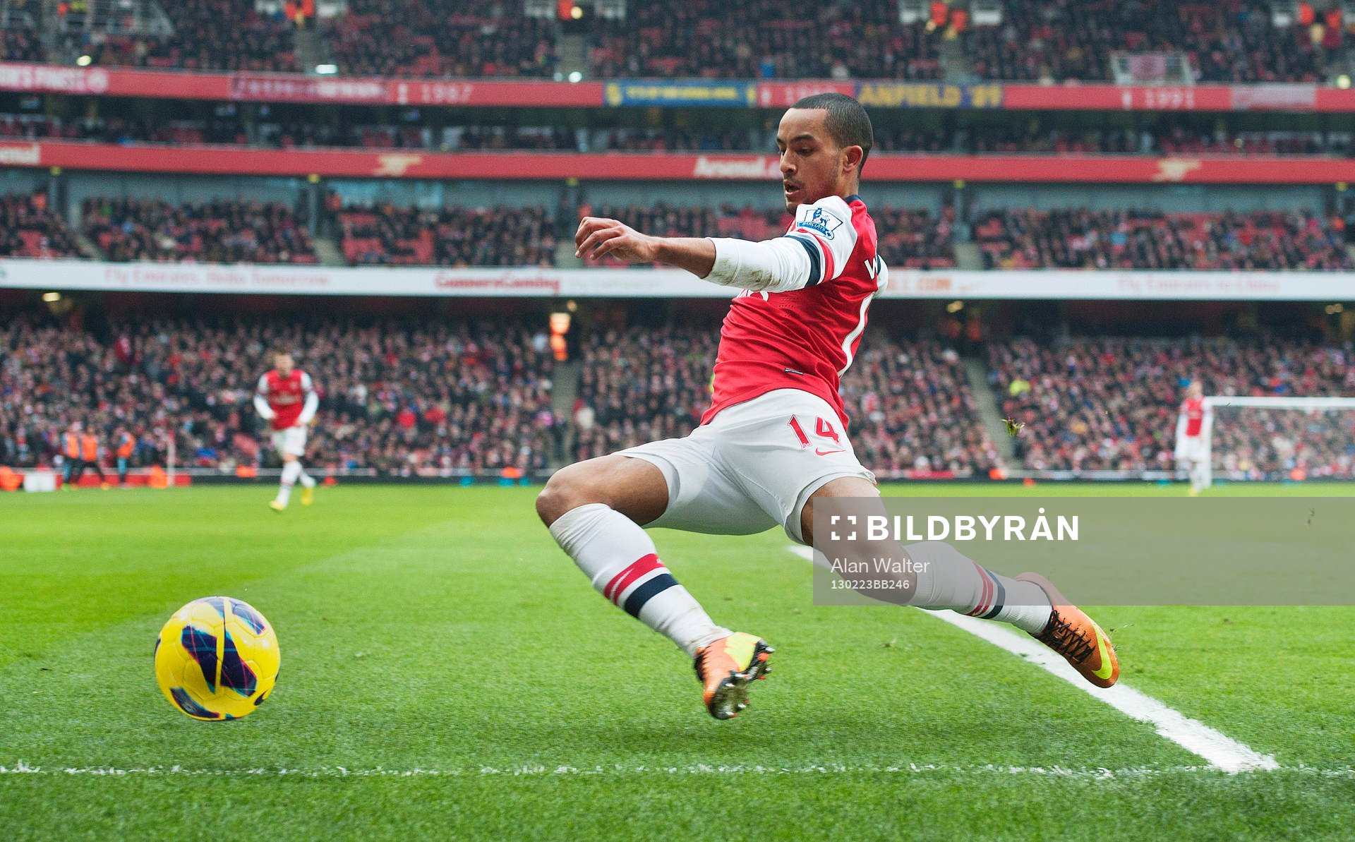 Football - Arsenal v Aston Villa - Barclays Premier League
