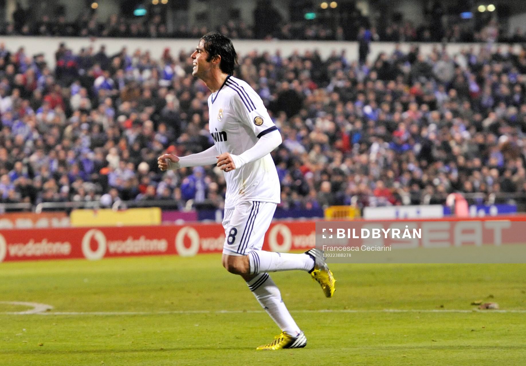 Real Madrid players celebrating victory goal scored by