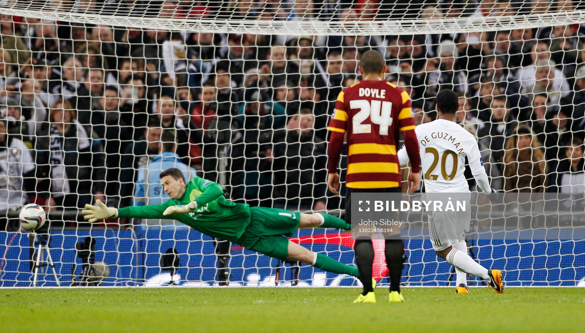 Football - Bradford City v Swansea City - Capital One Cup